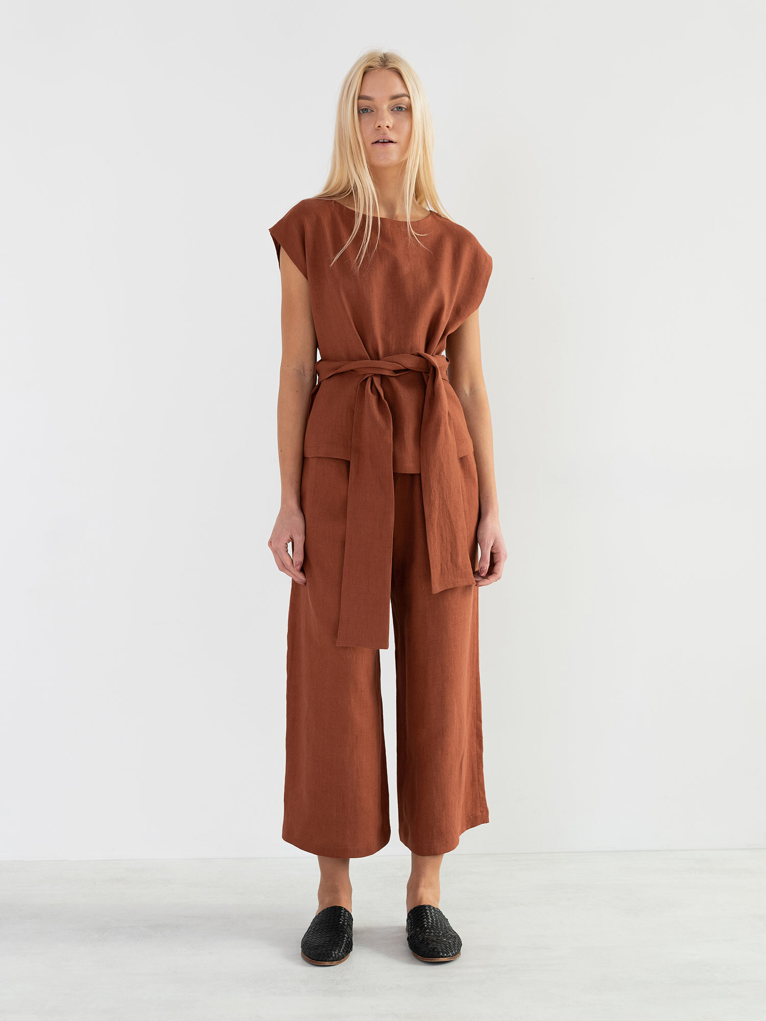 ALEXANDRA Linen Tie Waist Top - Image 4