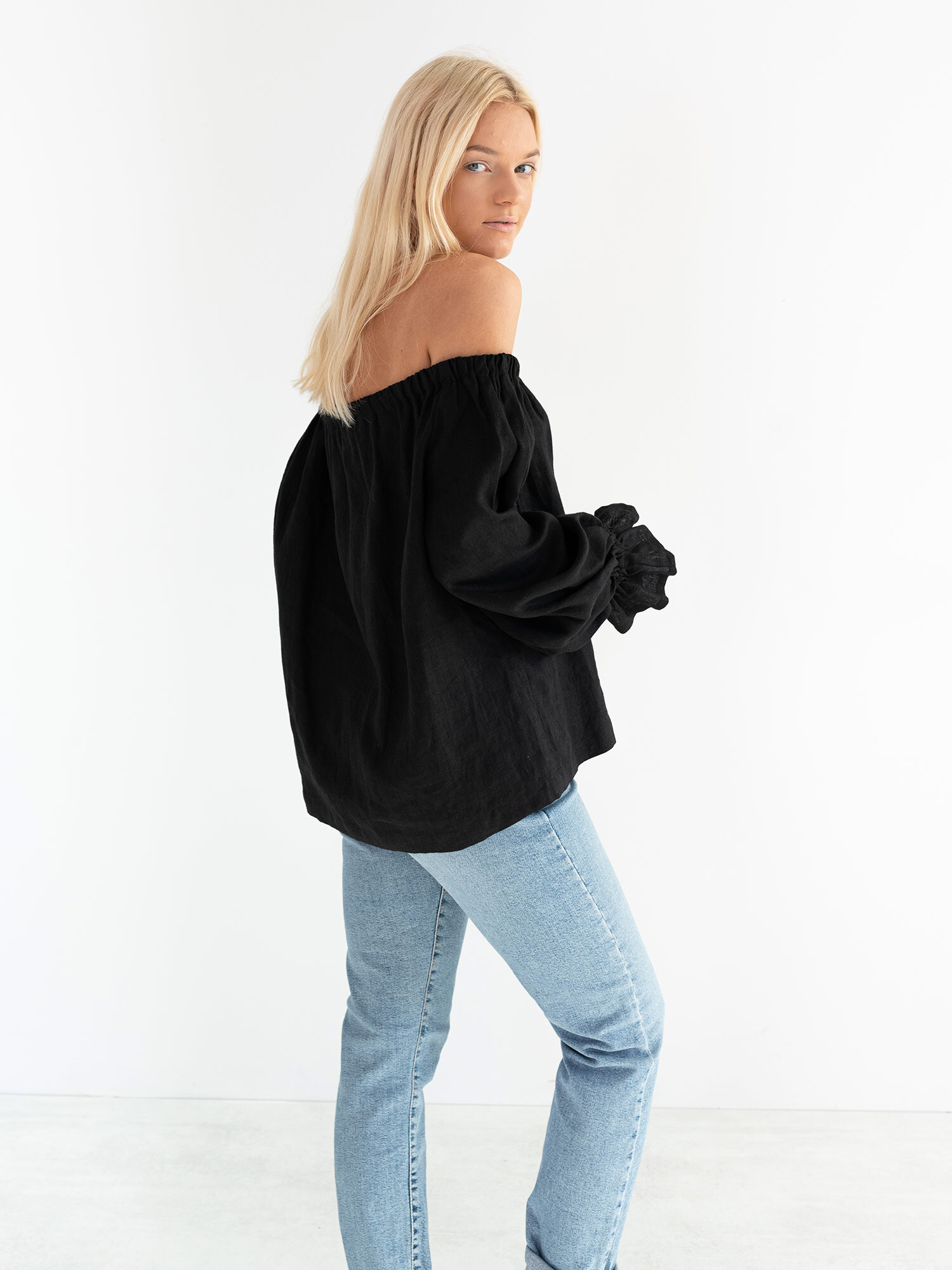 ALICE Off Shoulder Linen Top - Image 5