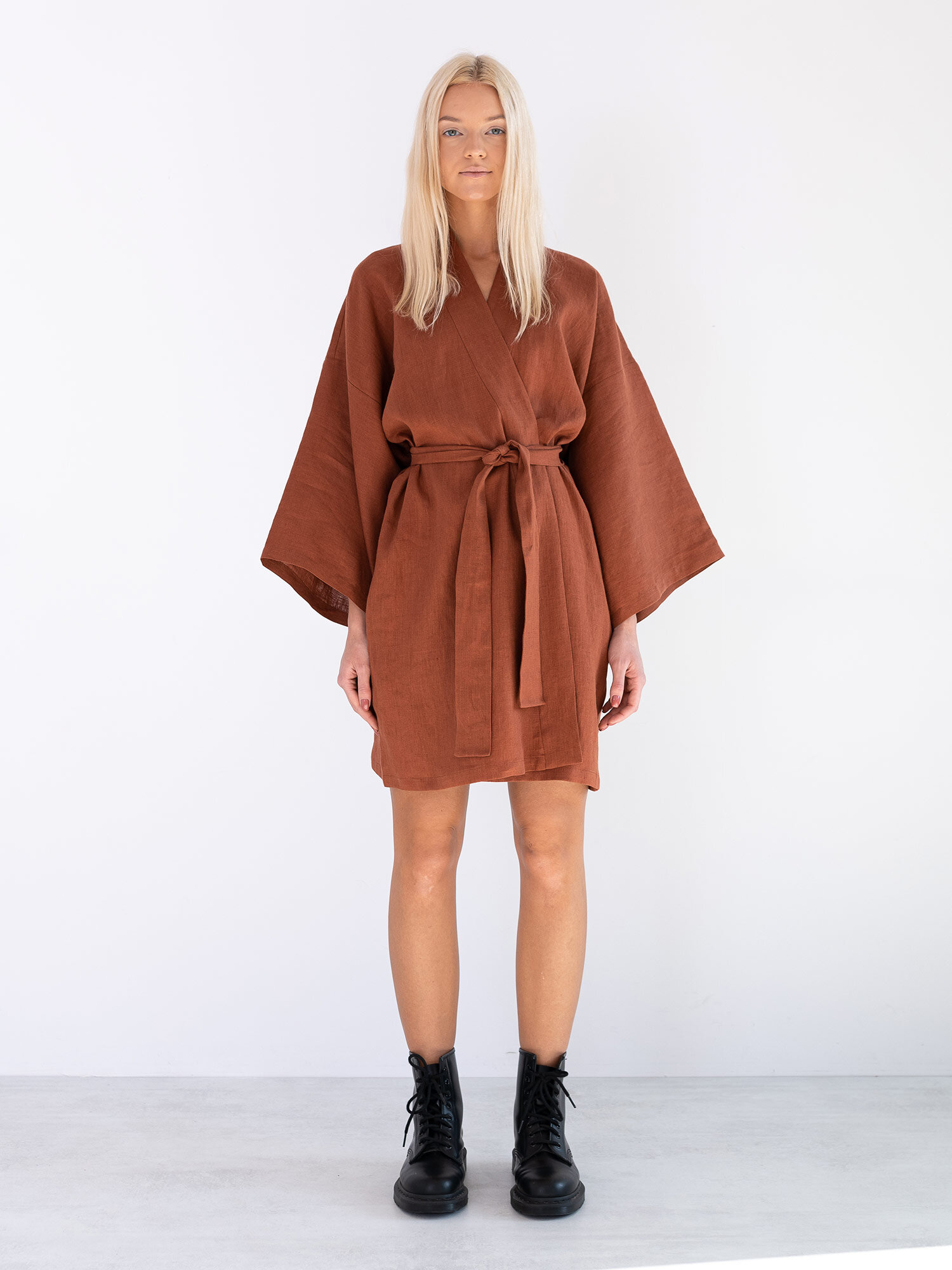 Pitkähihainen pellavamekko ATHENA, Ruoste - Image 3