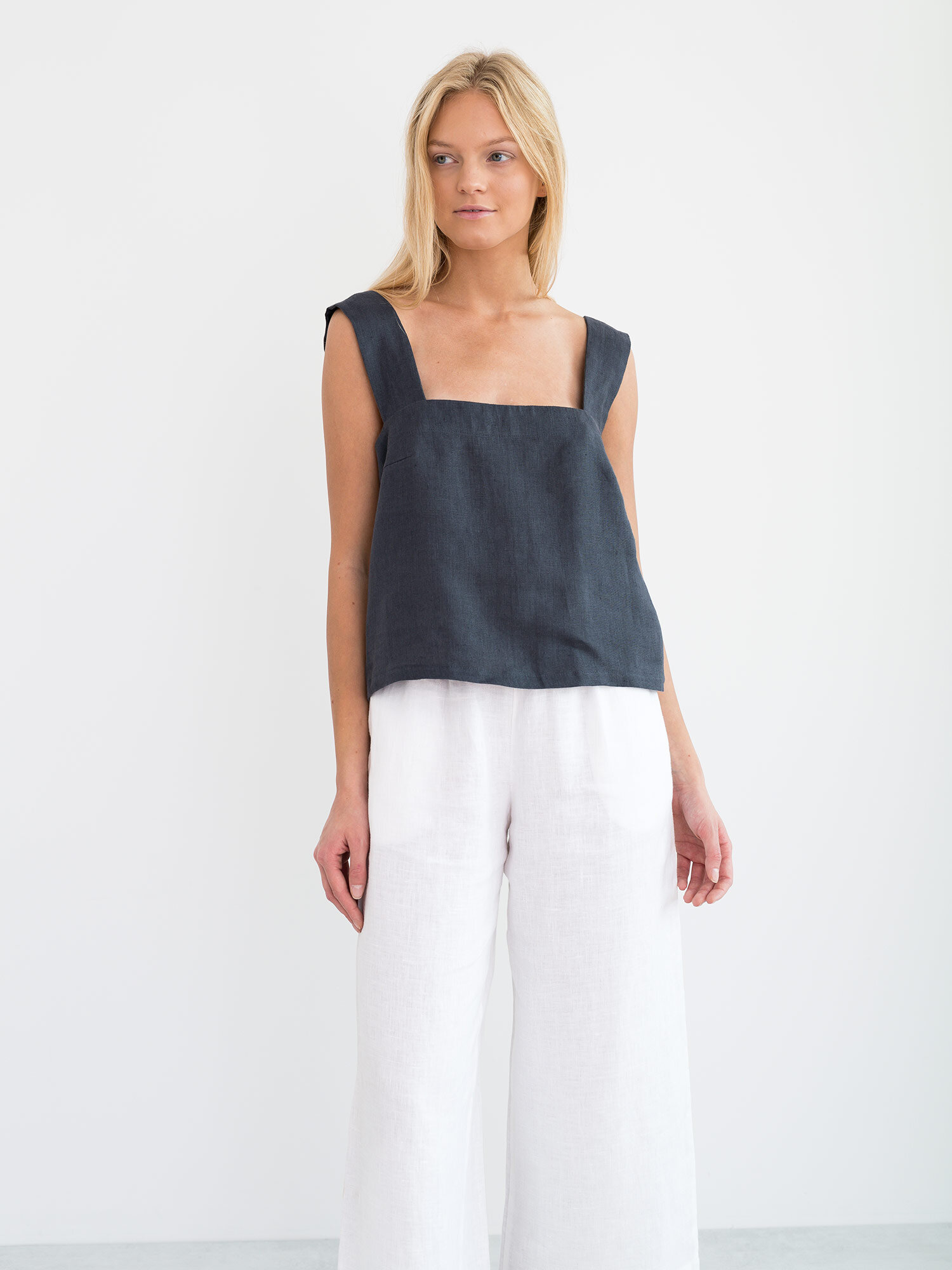 BEA Wide Strap Linen Top - Image 3
