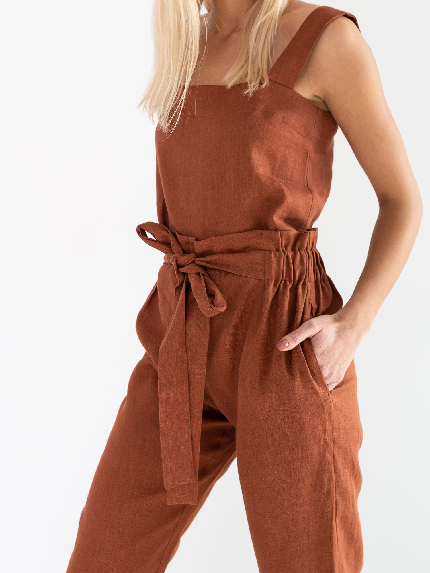 BEA Wide Strap Linen Top - Image 2