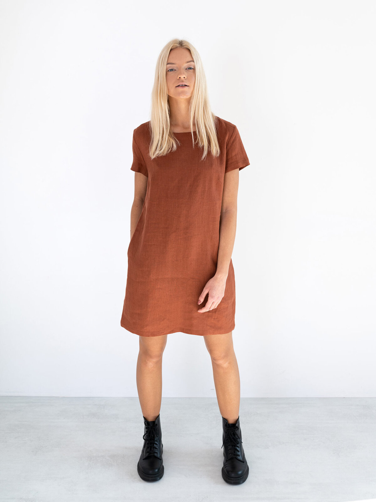 Bild 3 von BEATRICE Leinenkleid in von Love and Confuse