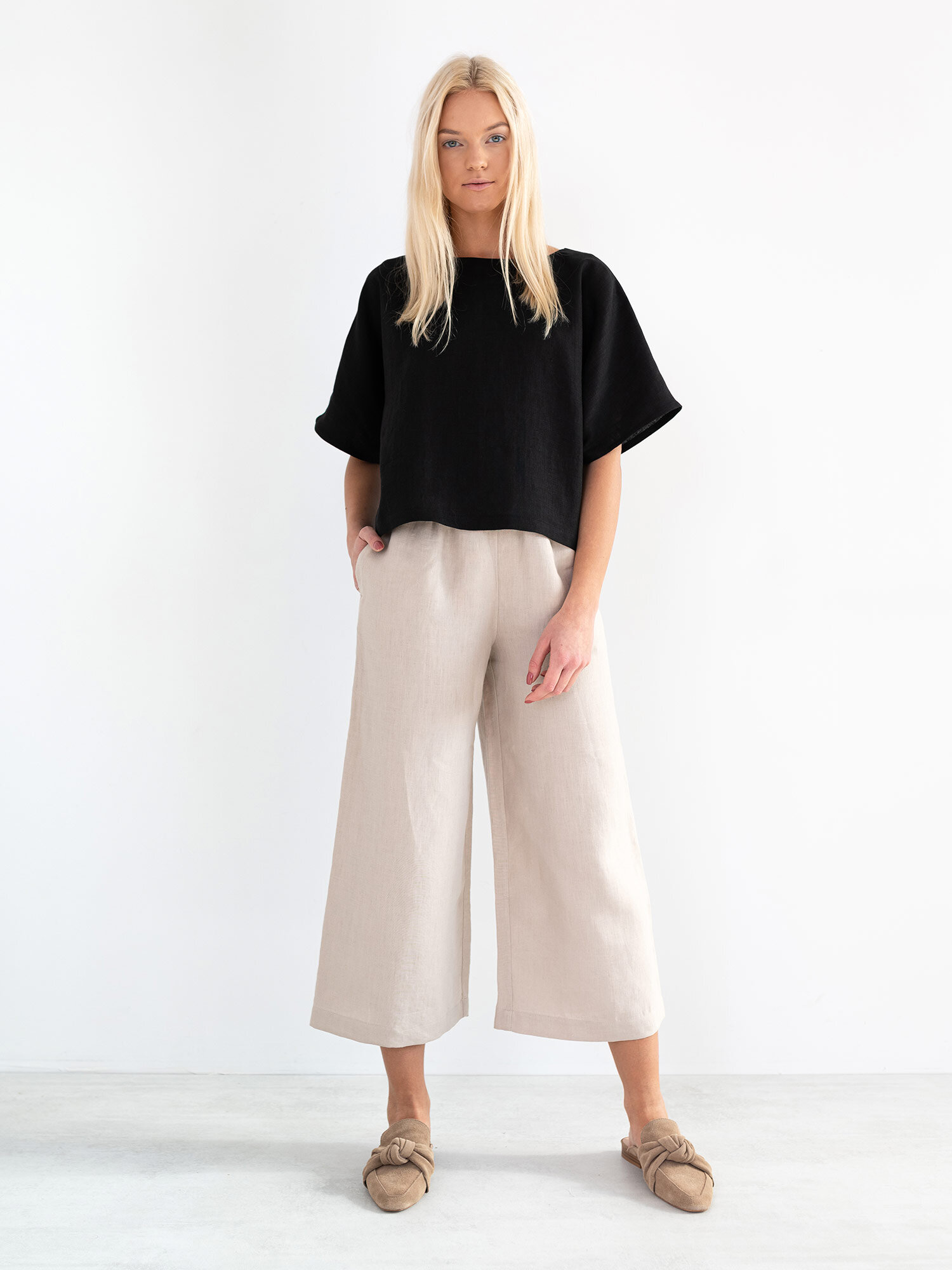 BEE Linen Top - Image 1