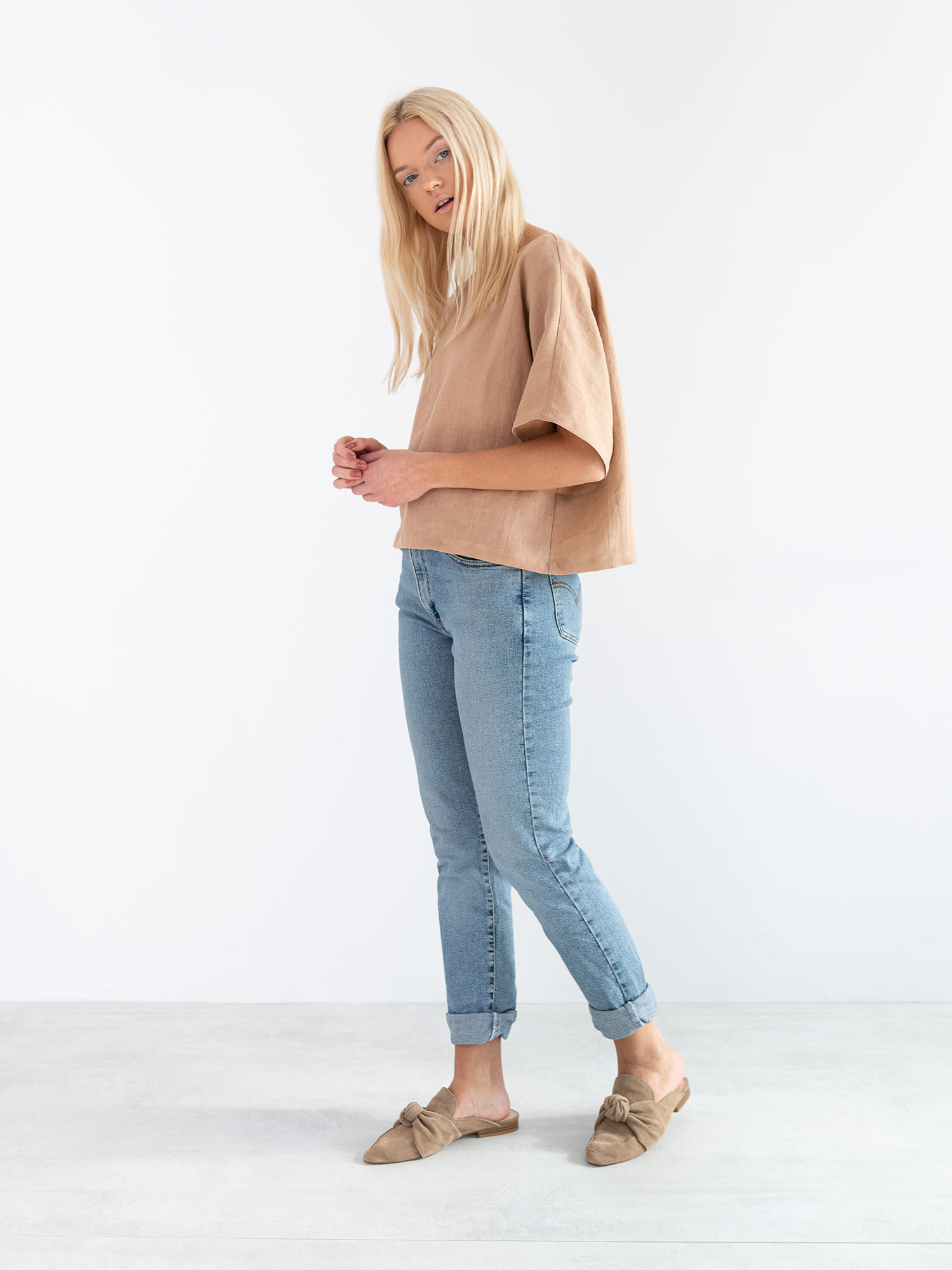 BEE Linen Top - Image 3