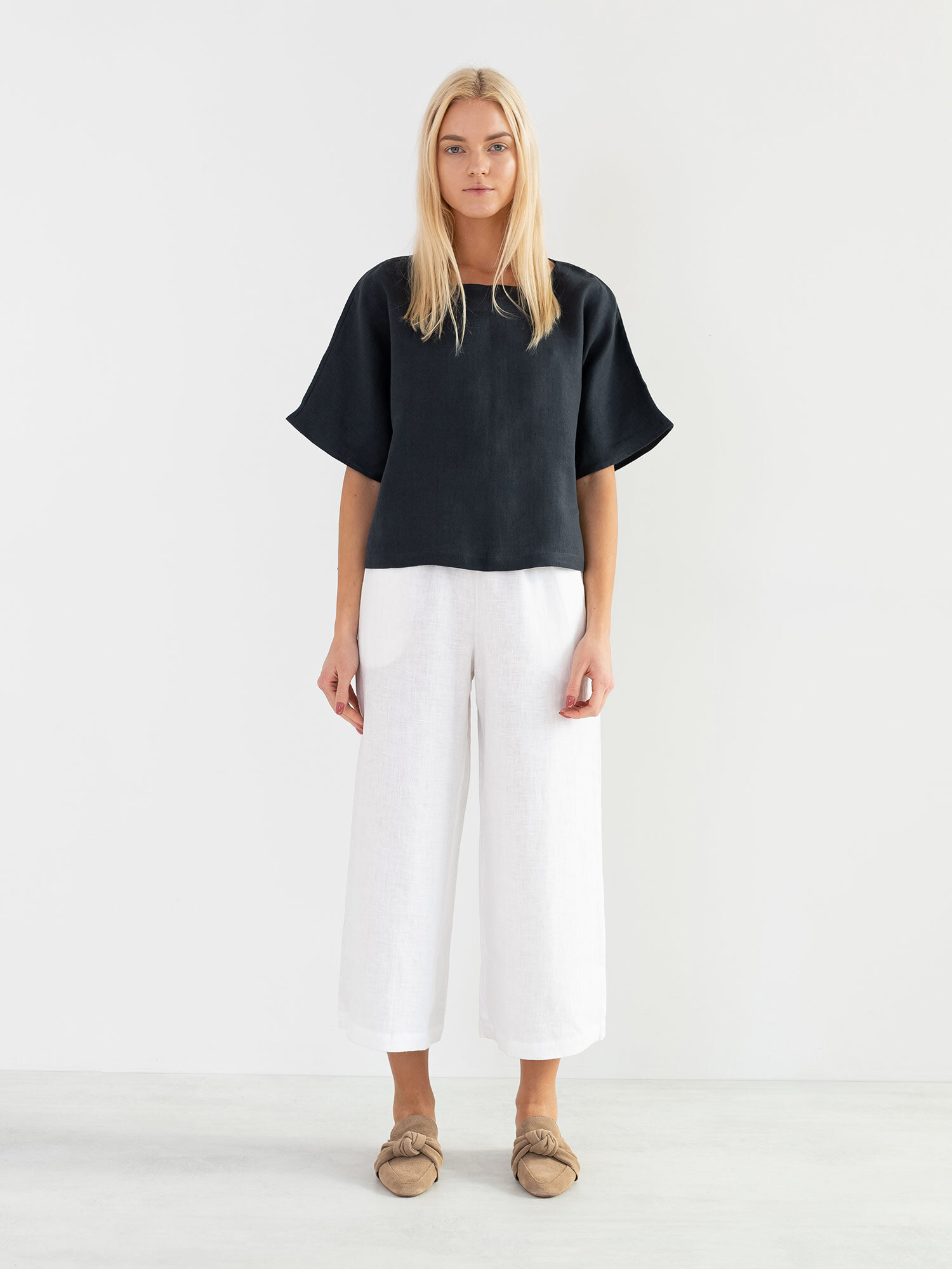BEE Linen Top - Image 2
