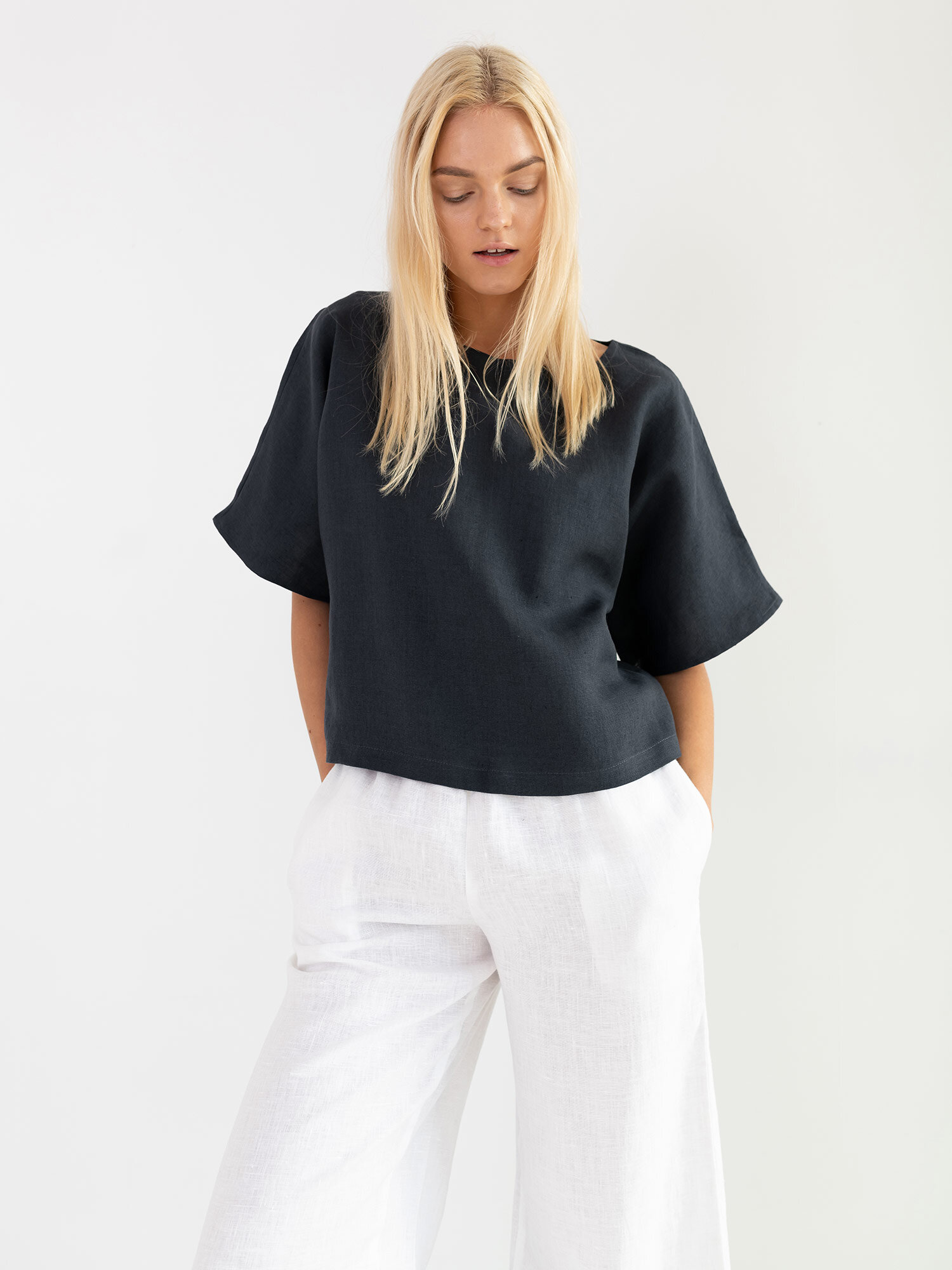 BEE Linen Top - Image 3