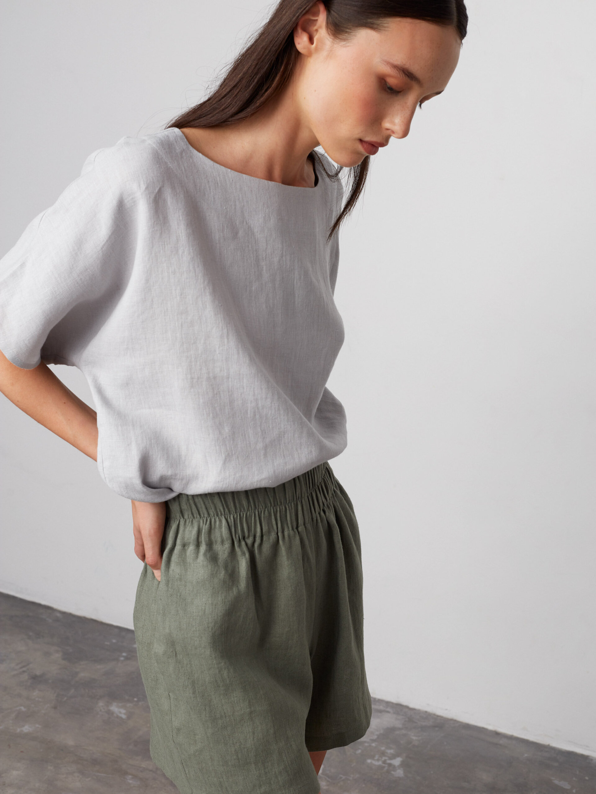 ISLA High Waisted Linen Shorts - Image 4