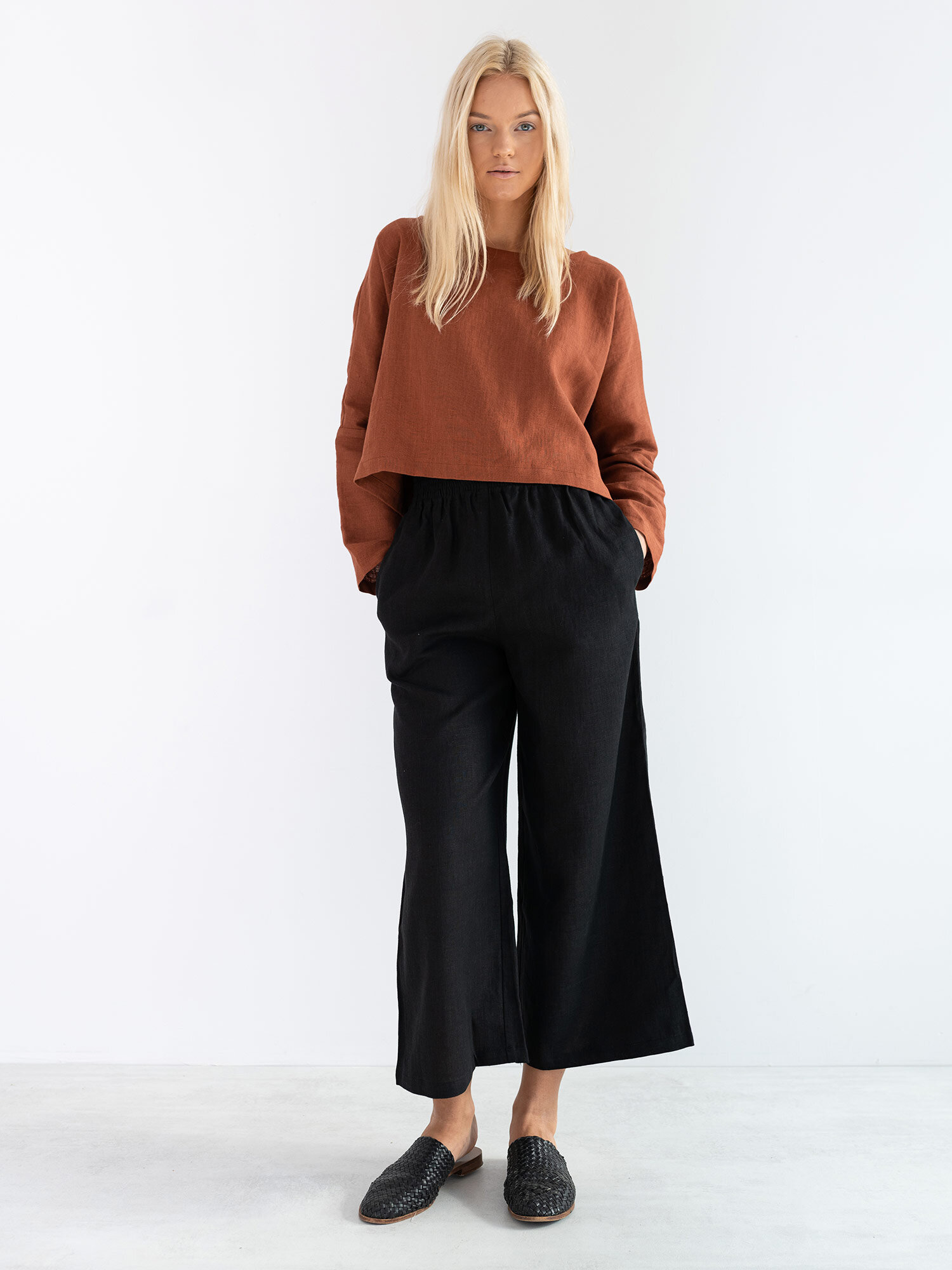 IVY Linen Top - Image 2