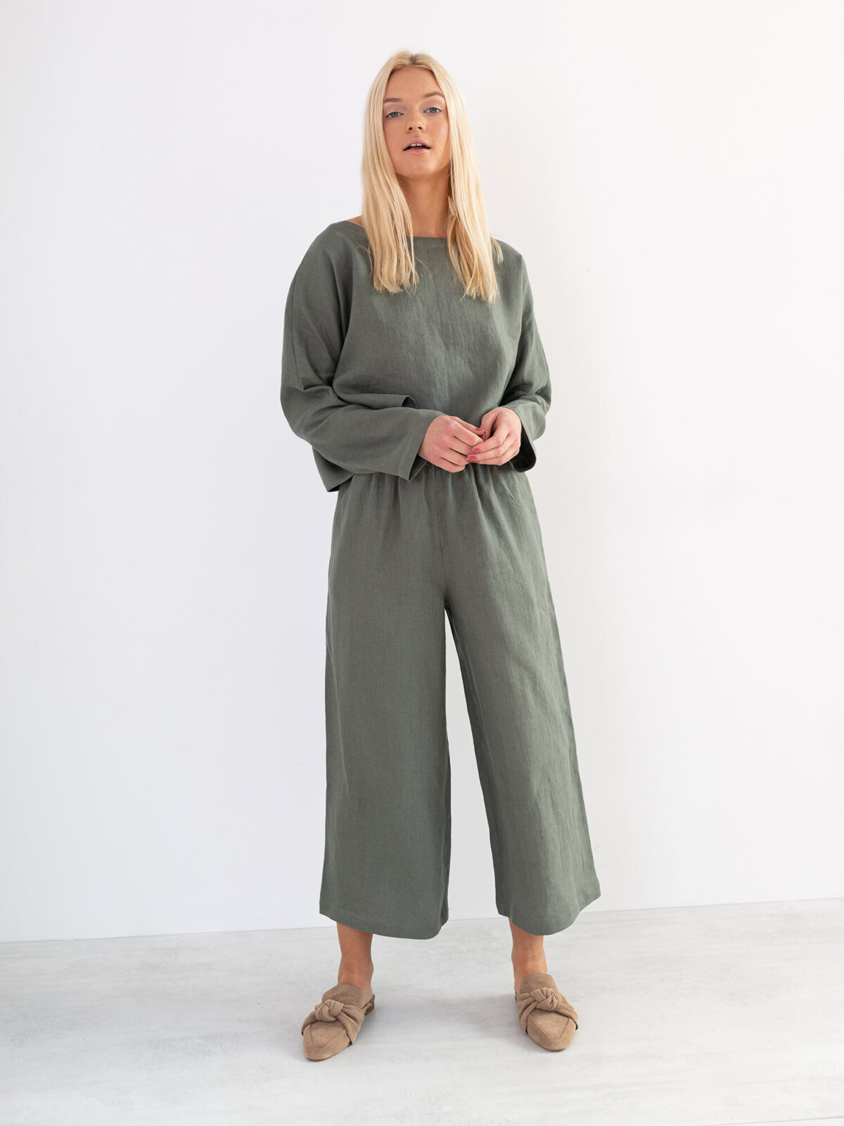 IVY pitkähihainen pellavapaita Salvianvihreä — takaa