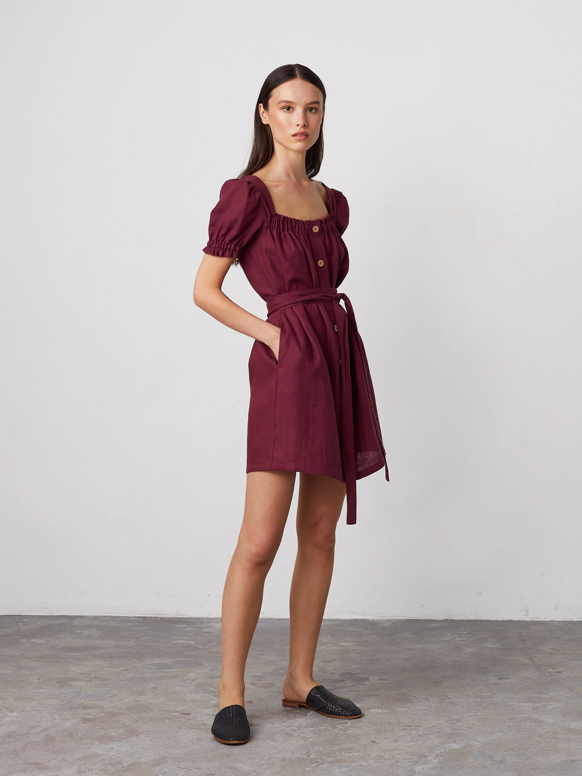 Bild 5 von JULY - Leinenkleid mit Knöpfen in von Love and Confuse