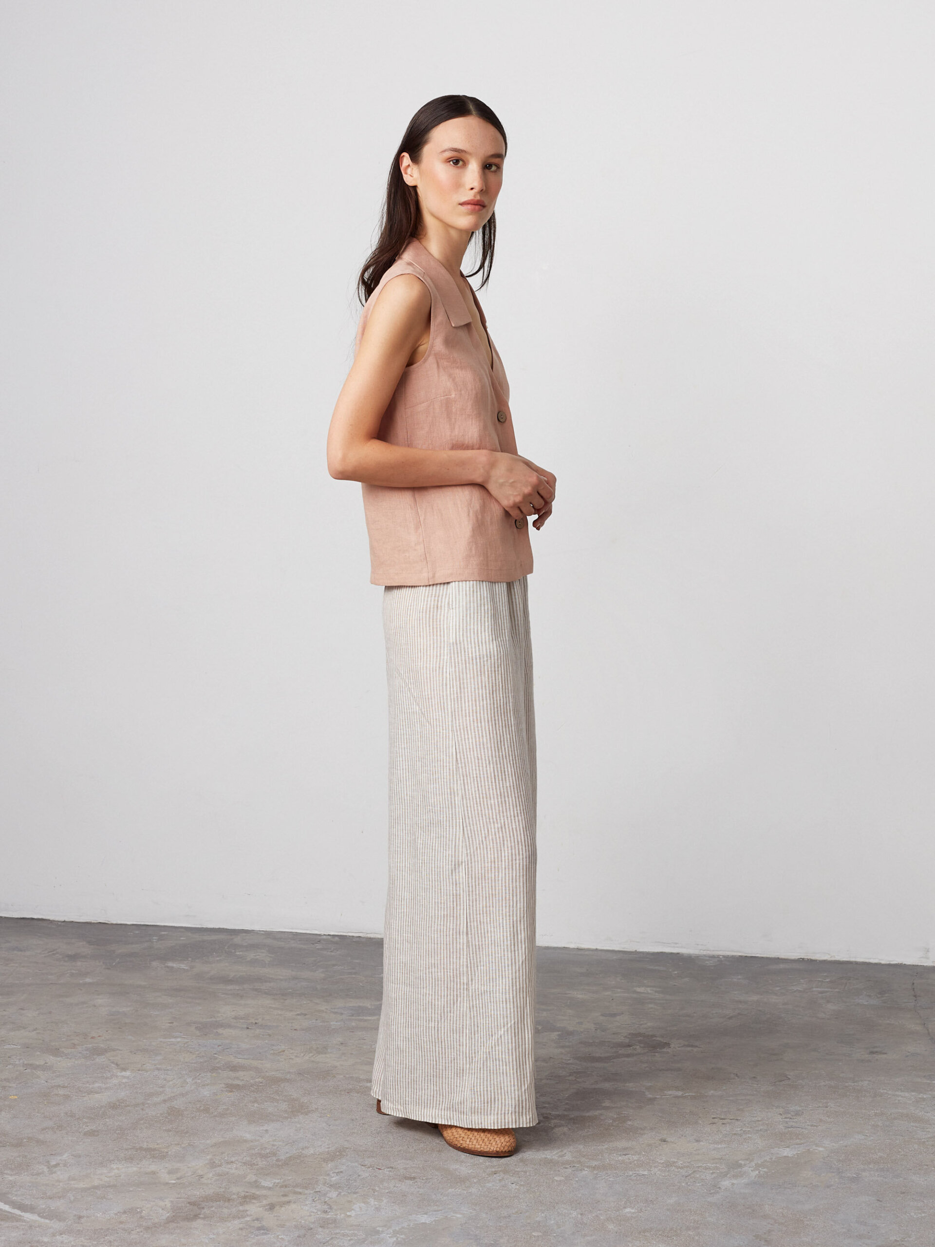 LUCY Collared Linen Vest - Image 5