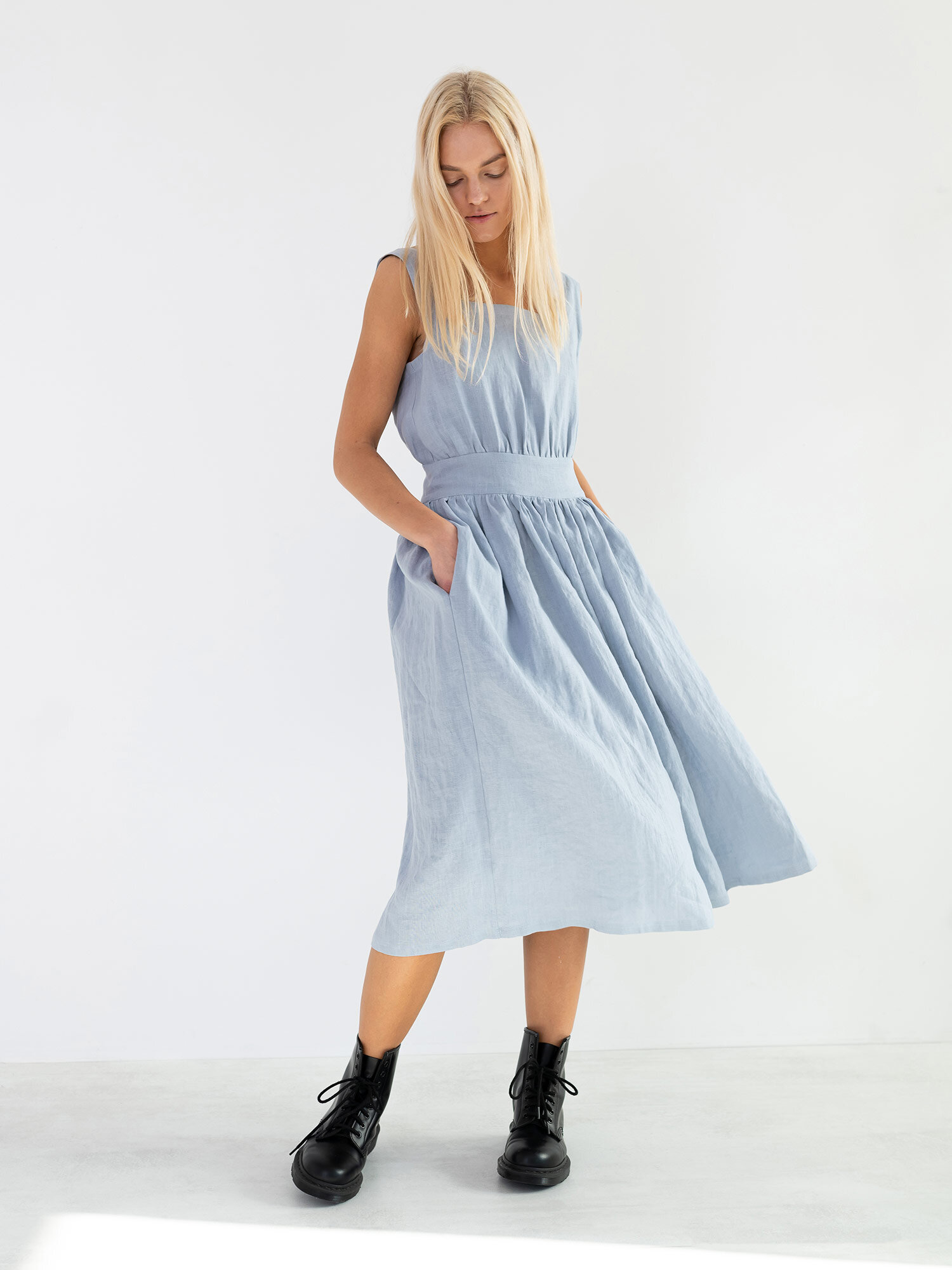 MAY Open Back Linen Midi Dress - Image 1