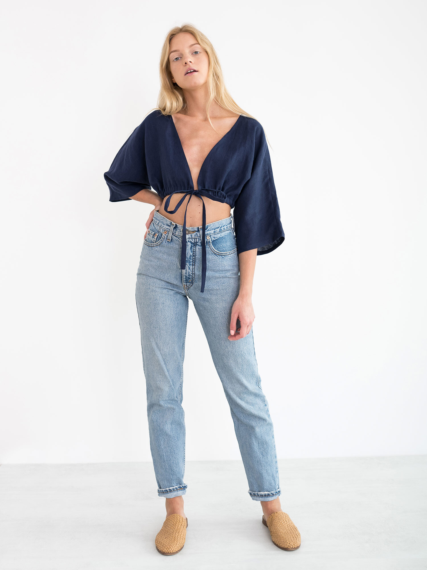 MELLISA Linen Tie Front Crop Top - Image 3