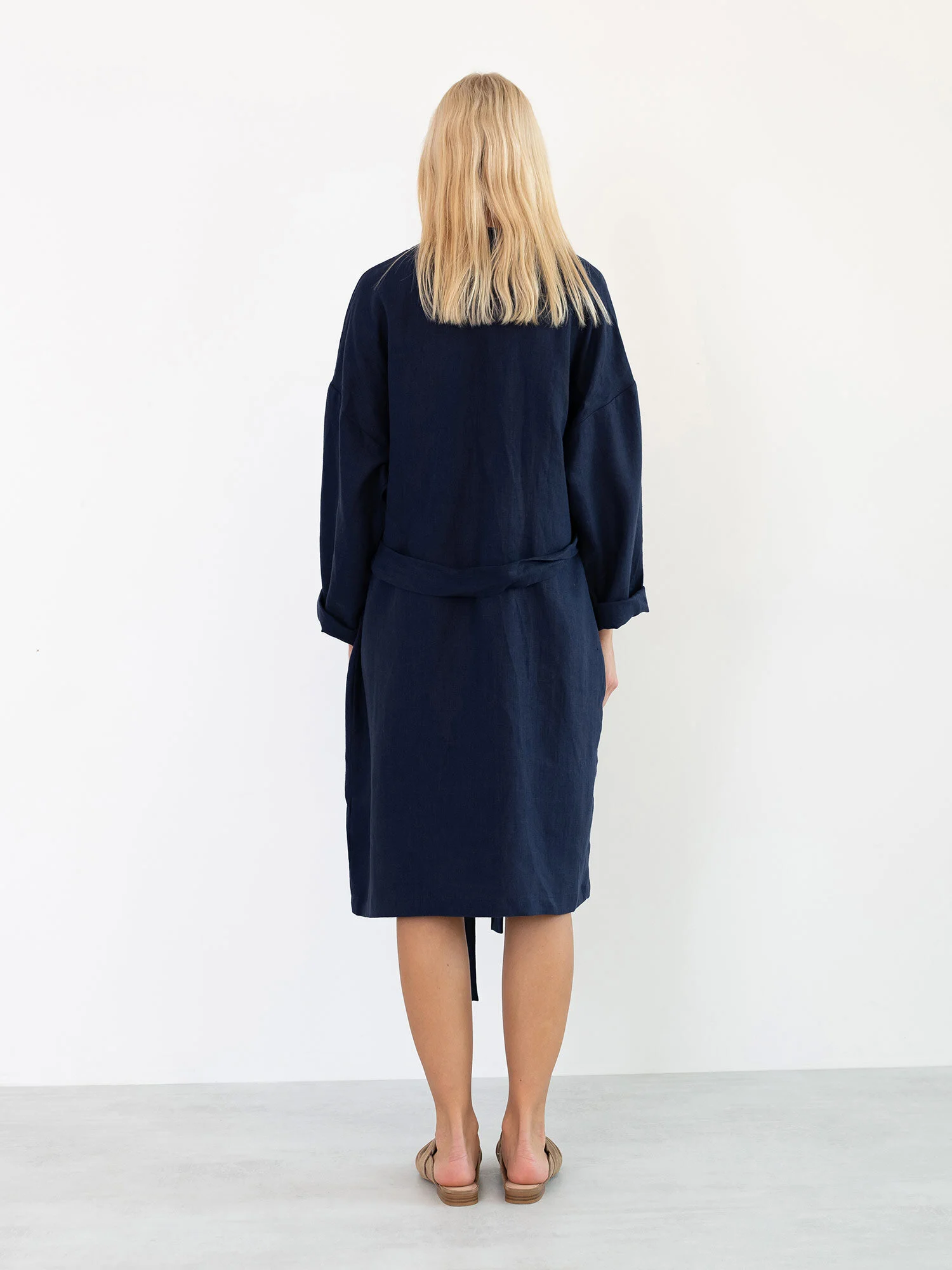 Bild 6 von NORA Leinenmantel in Navy blue, you can also choose other colors above von Love and Confuse