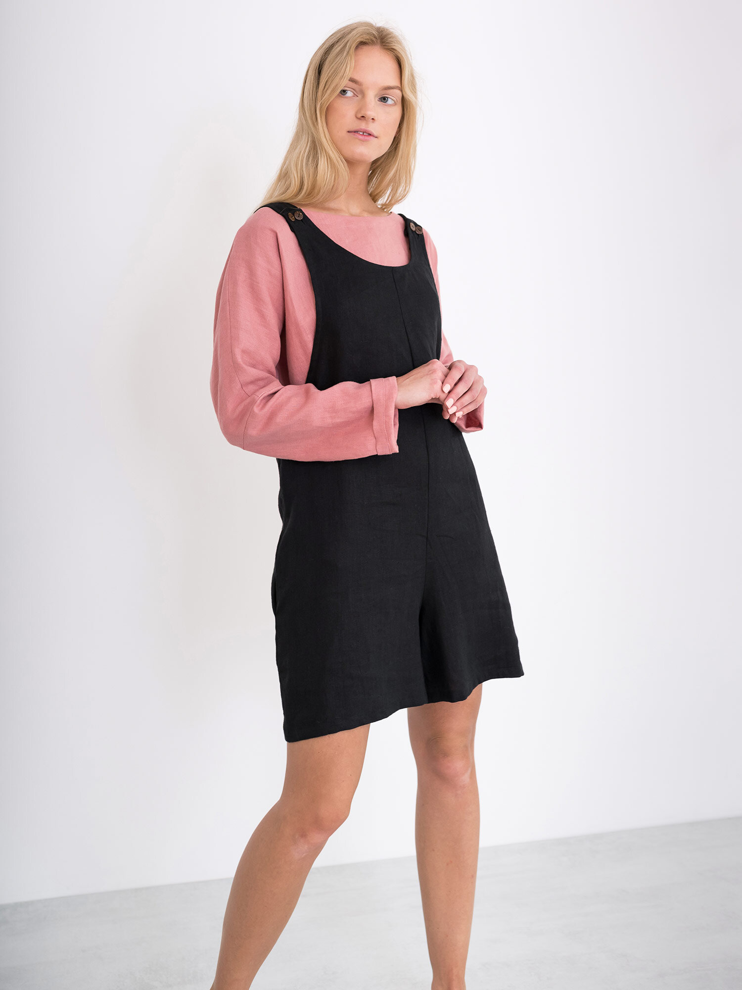 RIVER Linen Overalls in Black - Image 4