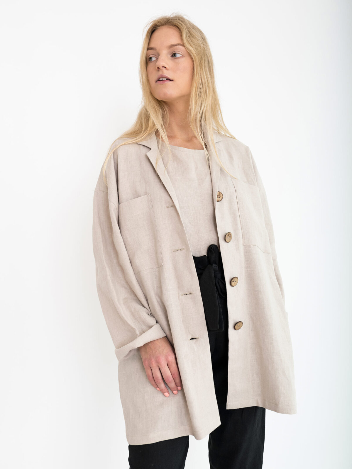 ROSEMARY Pellavatakki Beige — yksityiskohta