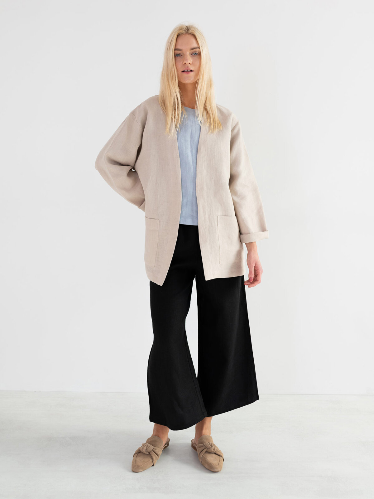 SELBY pellavatakki Beige — kokovartalokuva