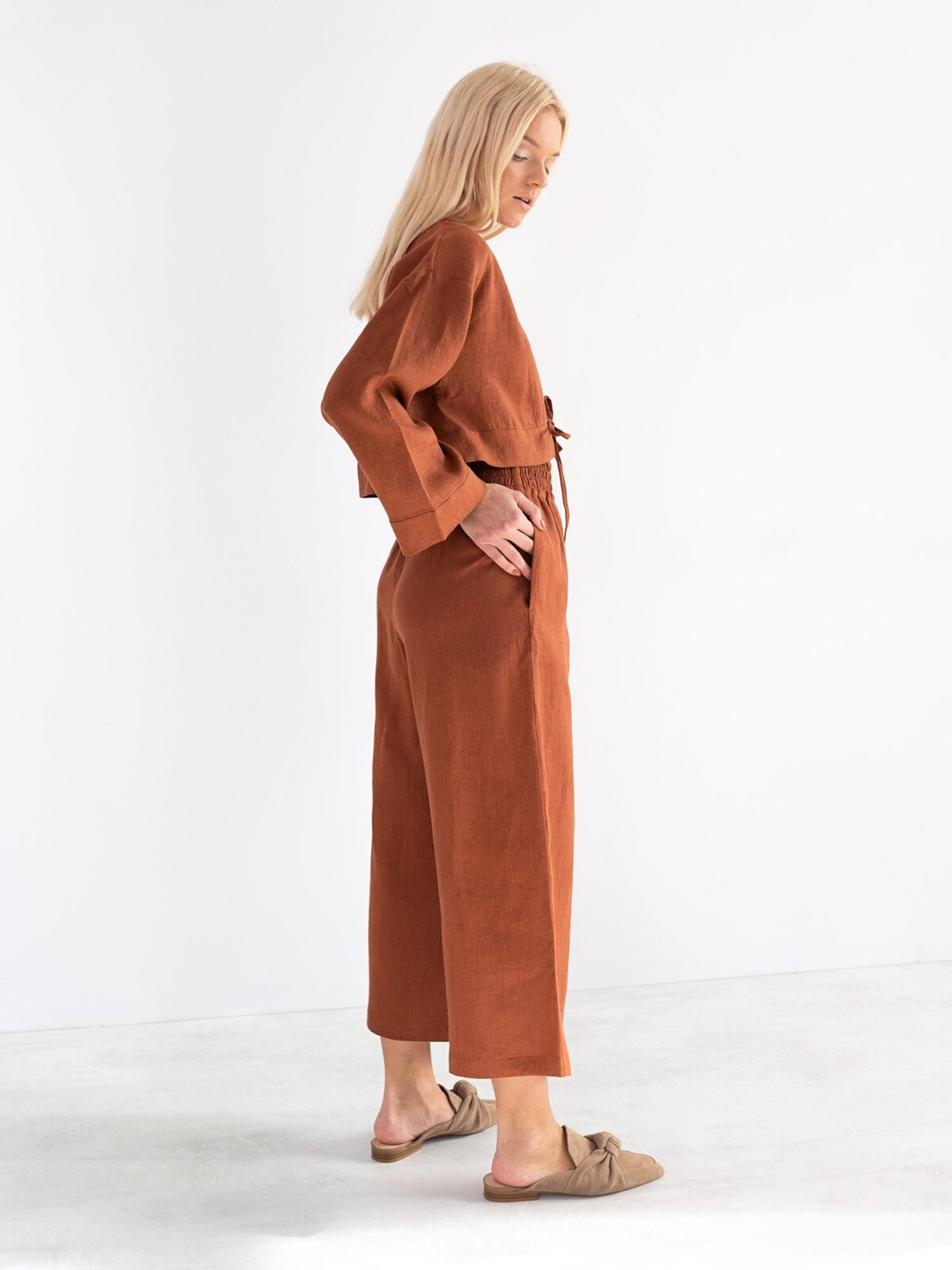 VICTORIA pellava kietaisutoppi Ruoste — yksityiskohta — kimonohiha