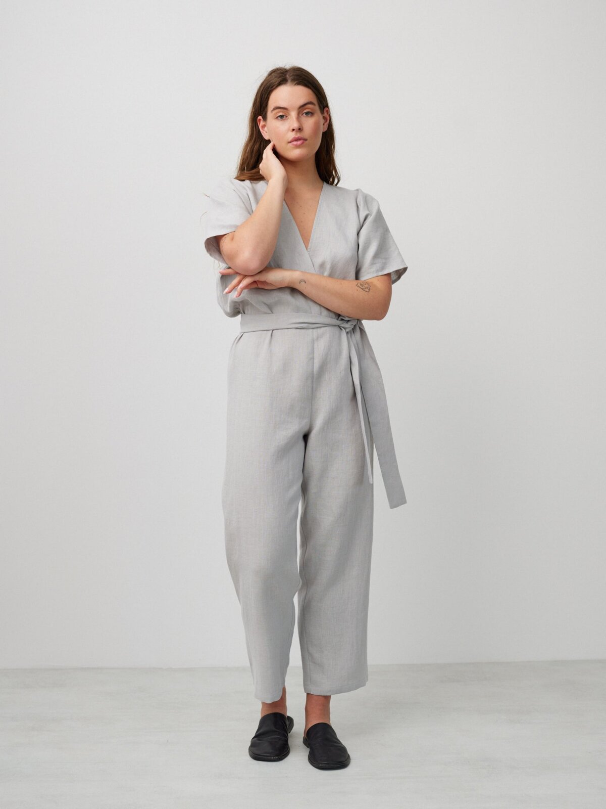 Image 3 of AURORA Linen Jumpsuit in Cloudy Grey from Love and Confuse