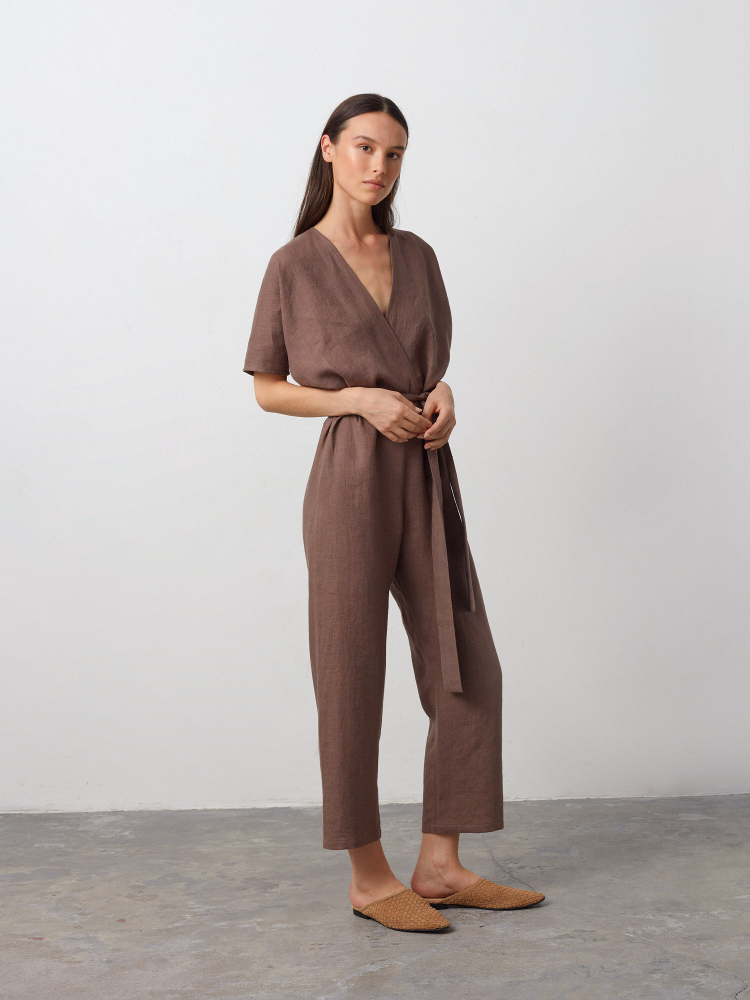 AURORA Linen Jumpsuit in Cocoa - Image 5