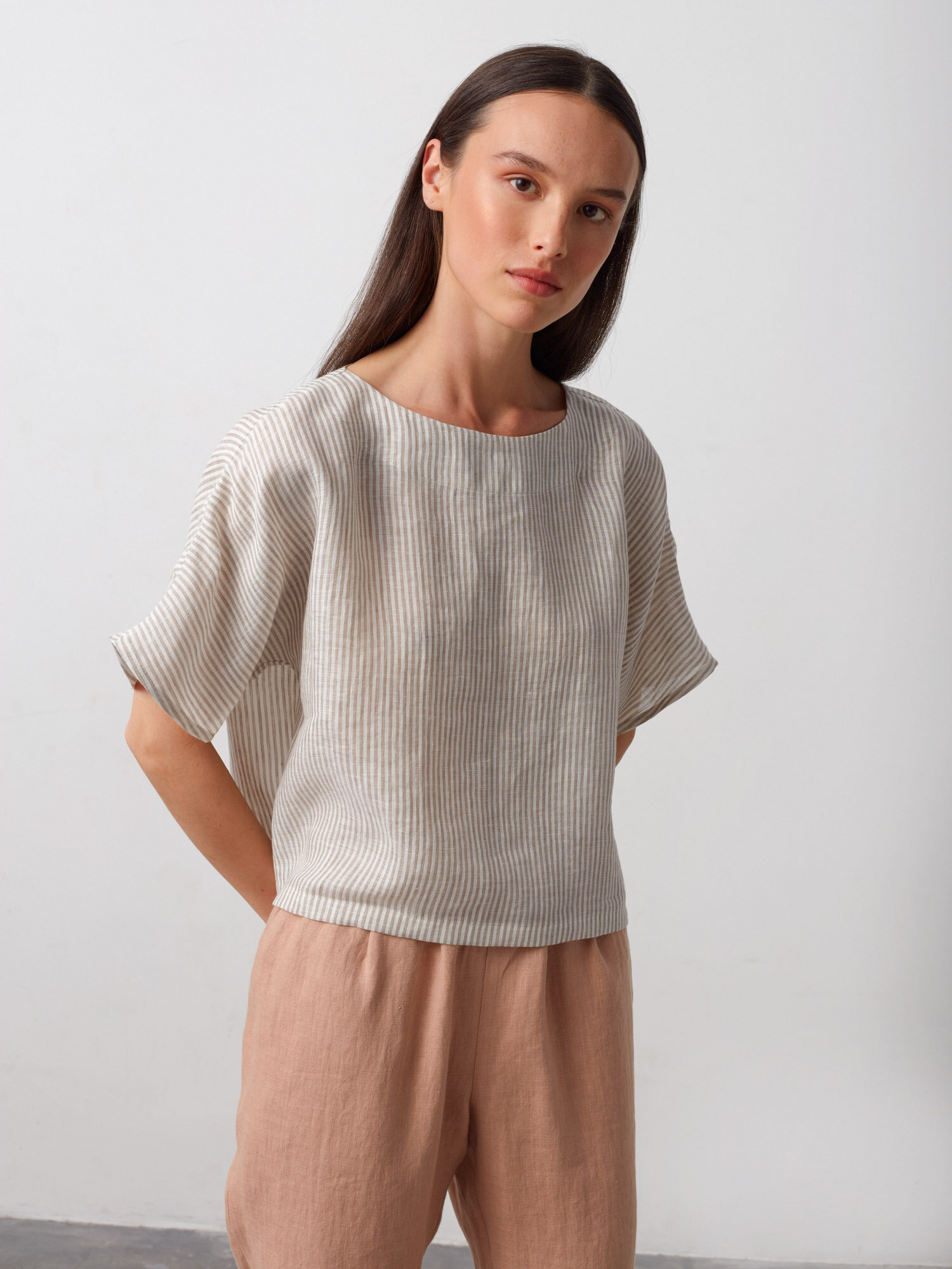 BEE Linen Top - Image 3