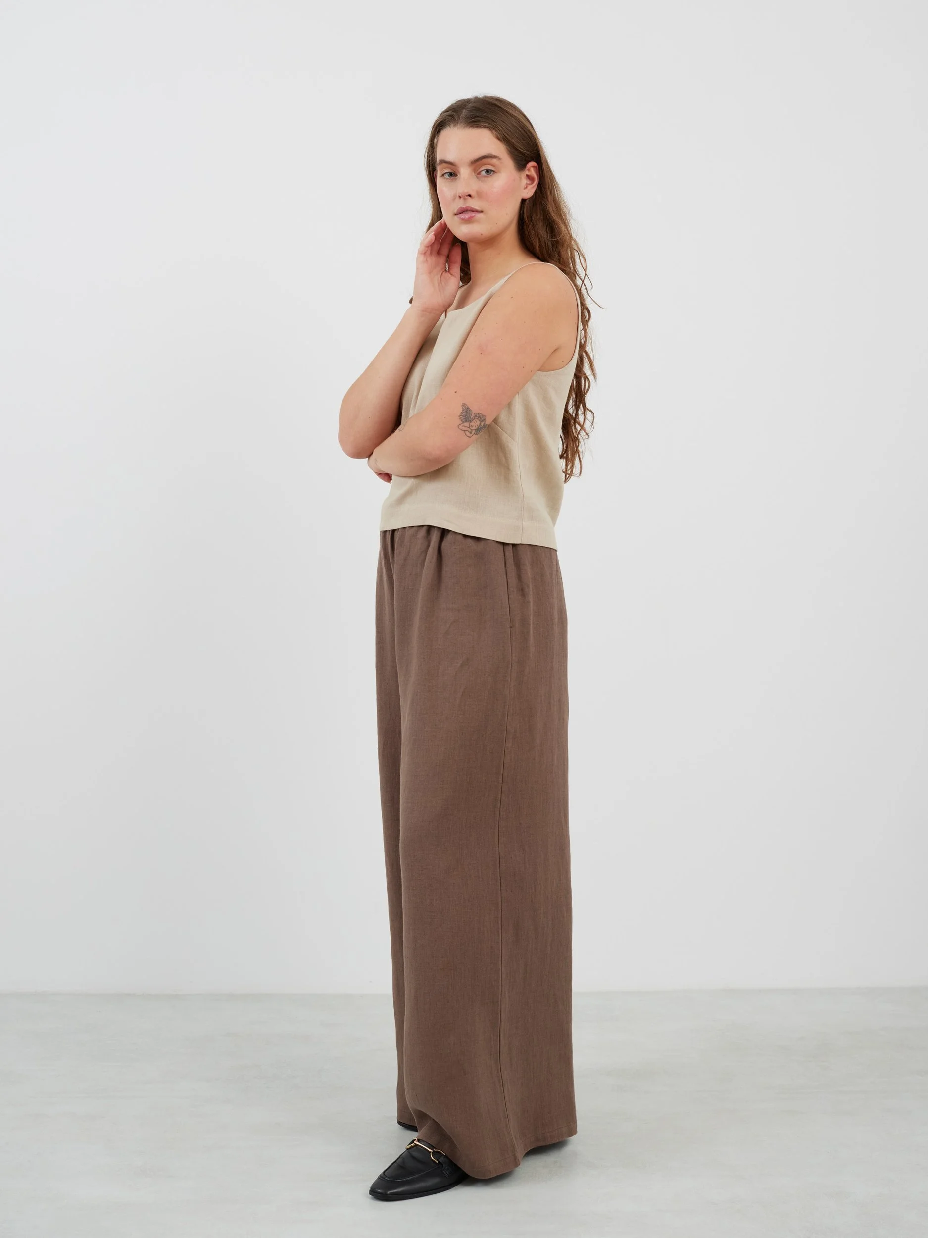 Bild 4 von CALI Leinen Tanktop in von Love and Confuse