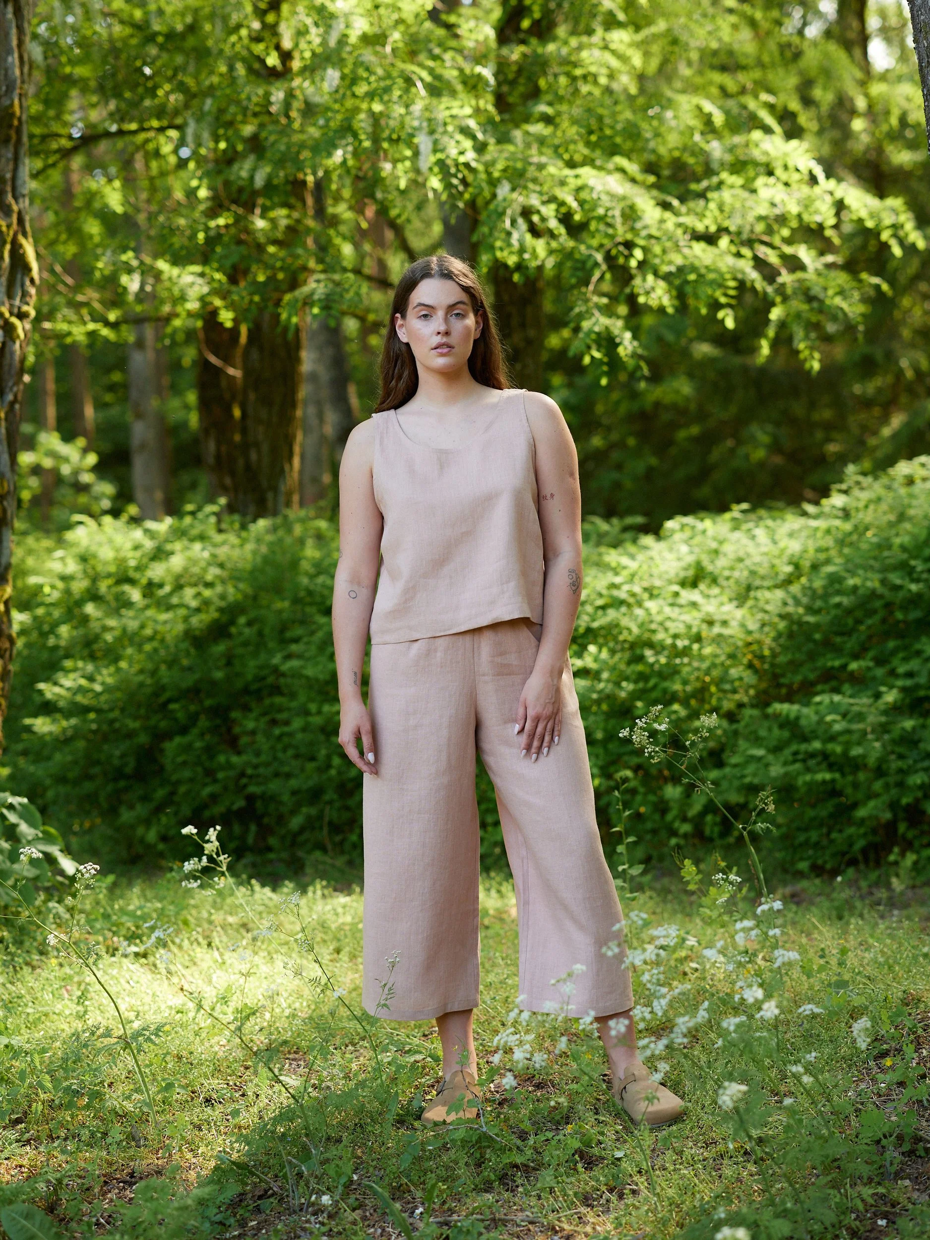 Image 2 of CALI Linen Tank Top in Camel from Love and Confuse