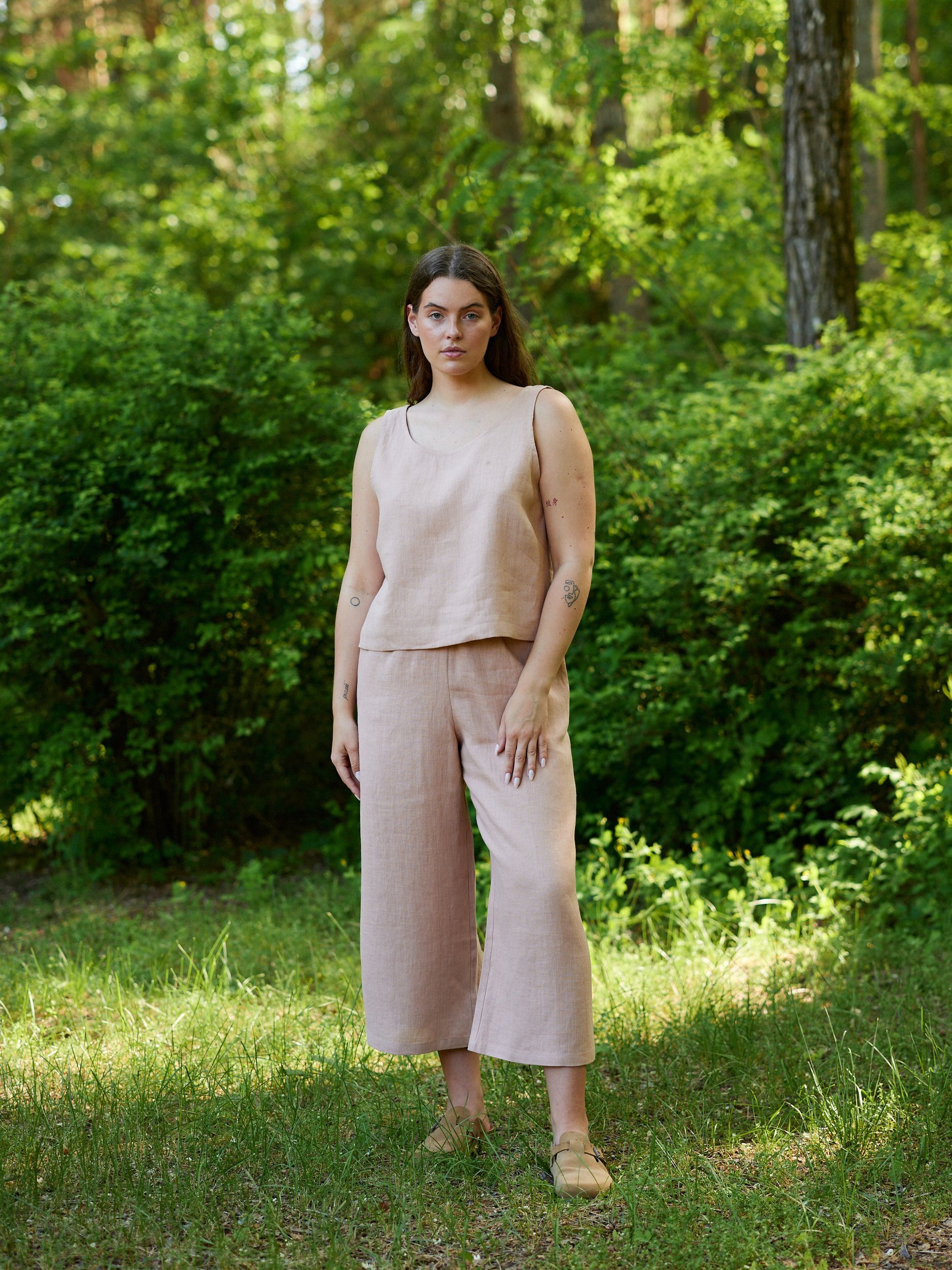 CALI Linen Tank Top - Image 4