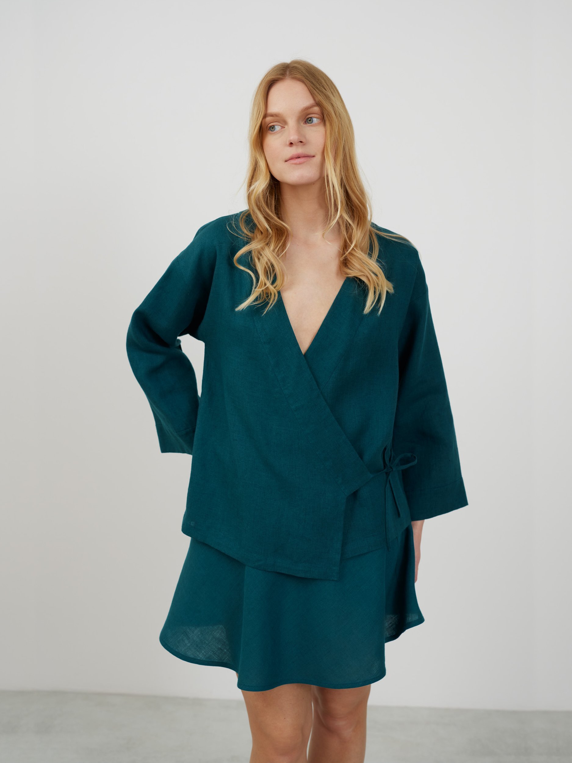 DELILAH Linen Kimono Jacket - Image 1
