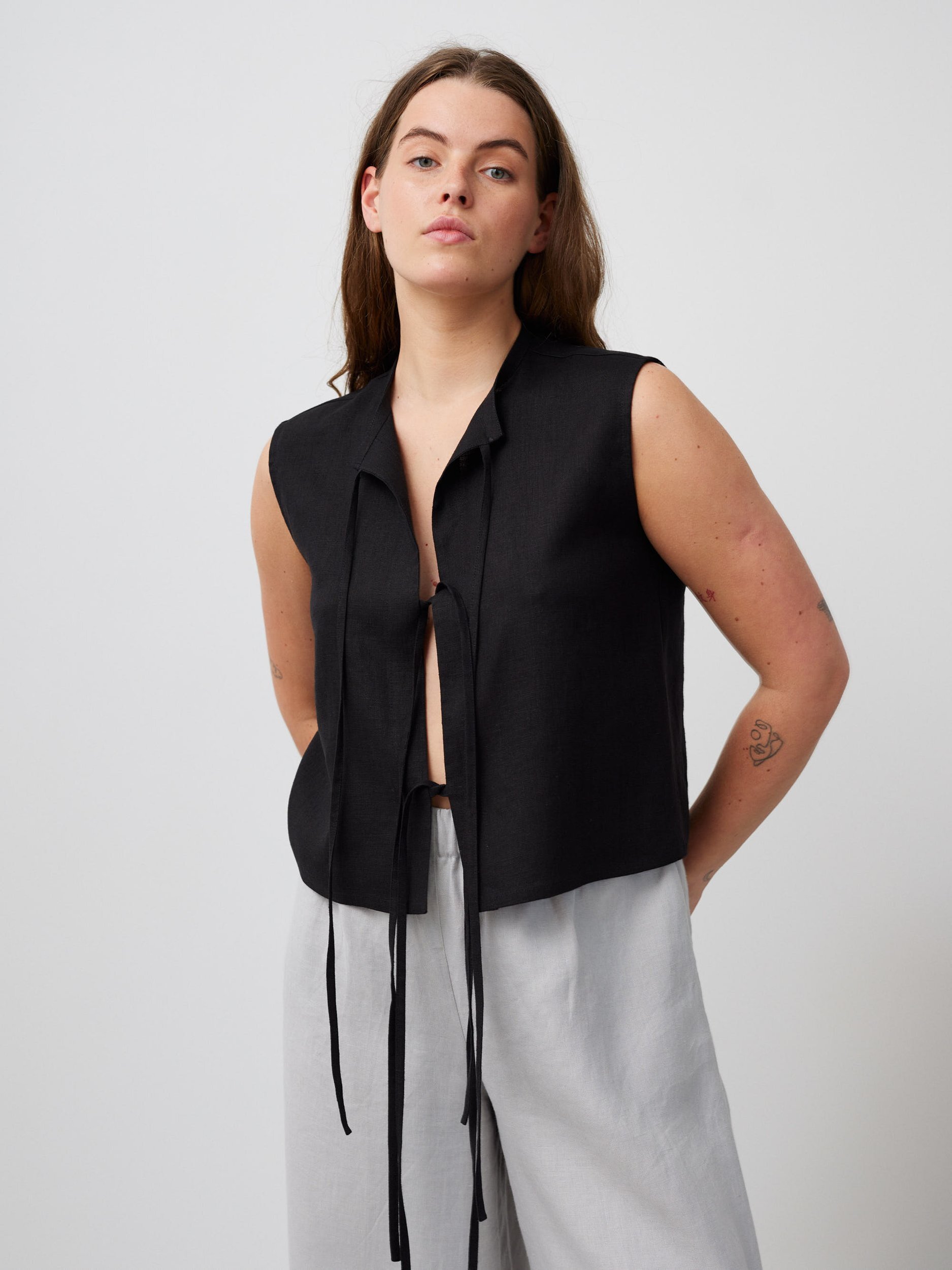 HEIDI Linen Tie-Front Vest Top - Image 3