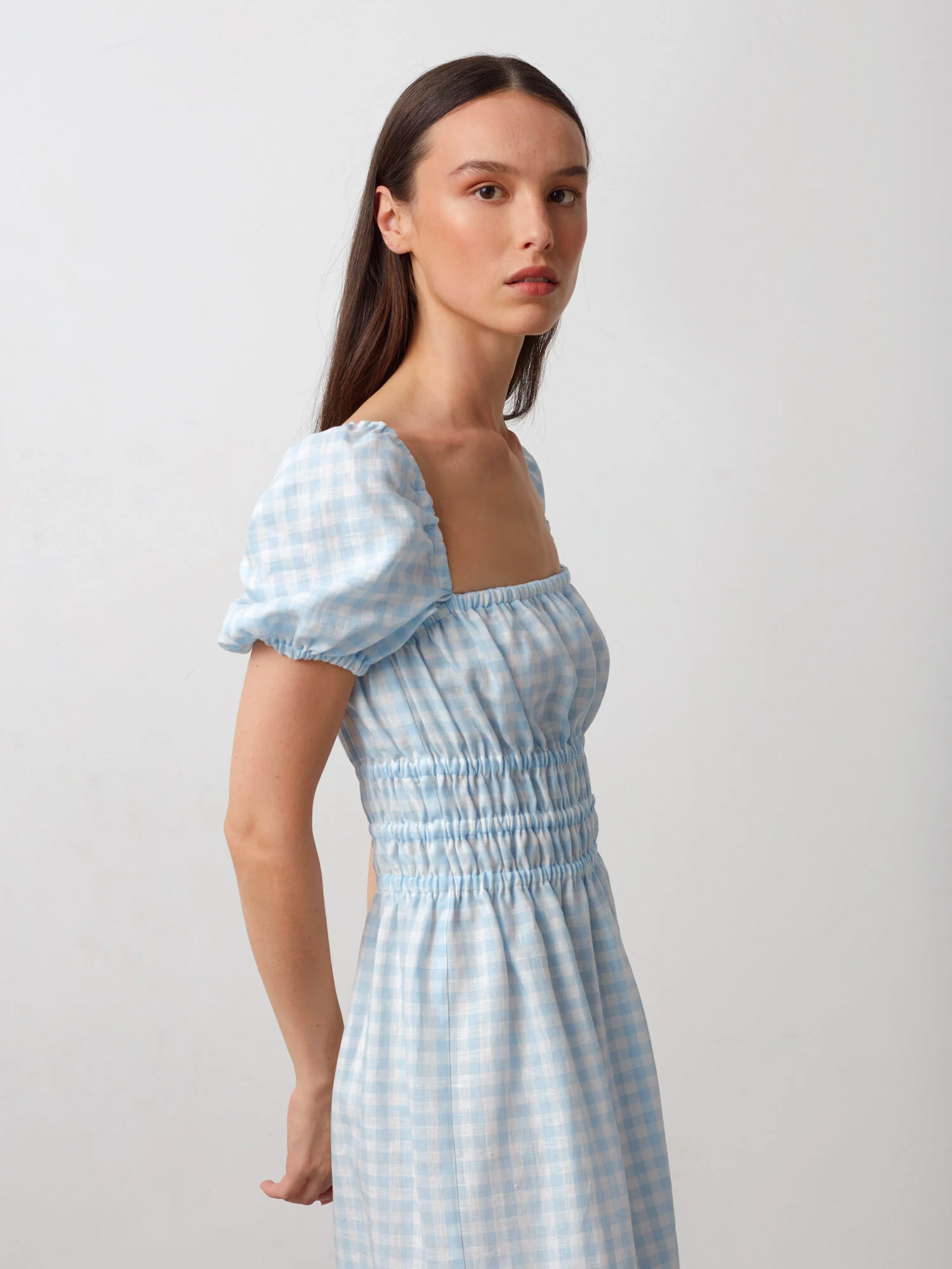 Bild 3 von HOLIDAY Leinenkleid mit Puffärmeln in Light Blue Gingham, you can also choose other colors above von Love and Confuse