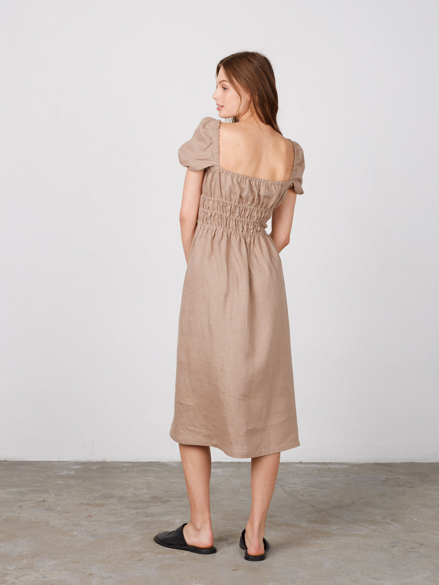 HOLIDAY Puff Sleeve Linen Midi Dress - Image 4