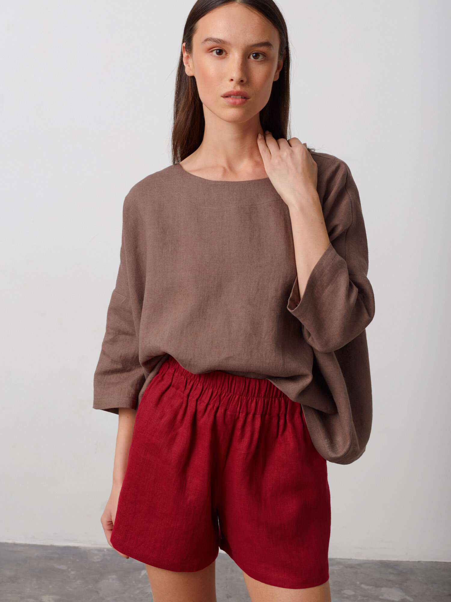 ISLA Elastic Linen Shorts - Image 1