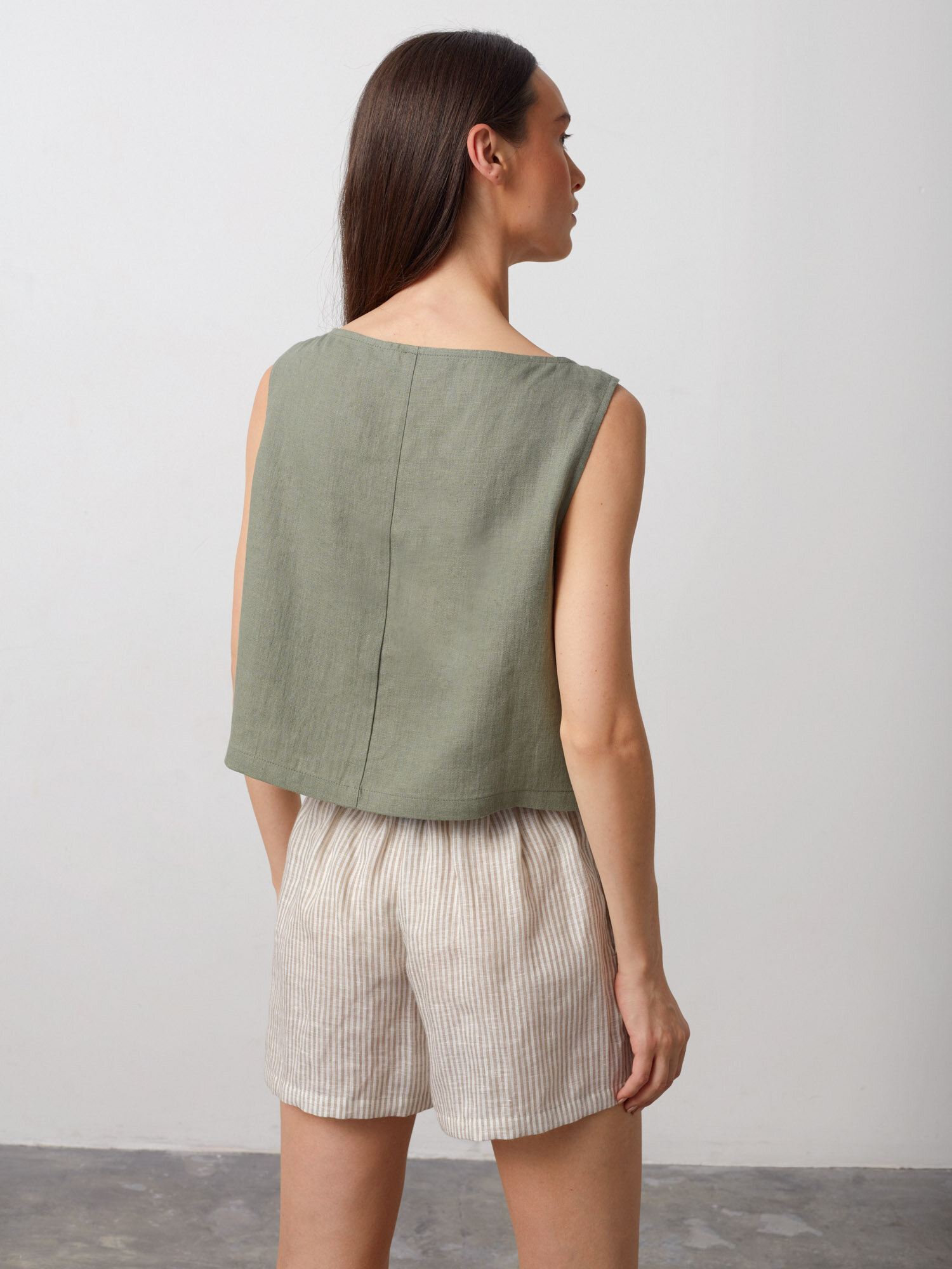 ISLA High Waisted Linen Shorts - Image 5