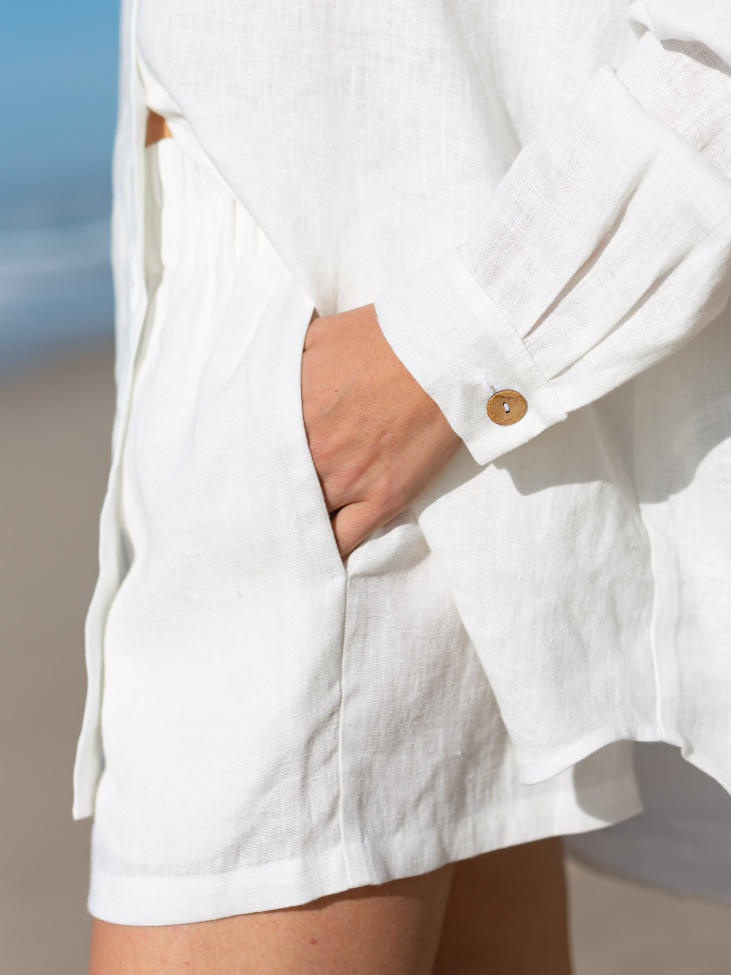 ISLA High Waisted Linen Shorts - Image 3