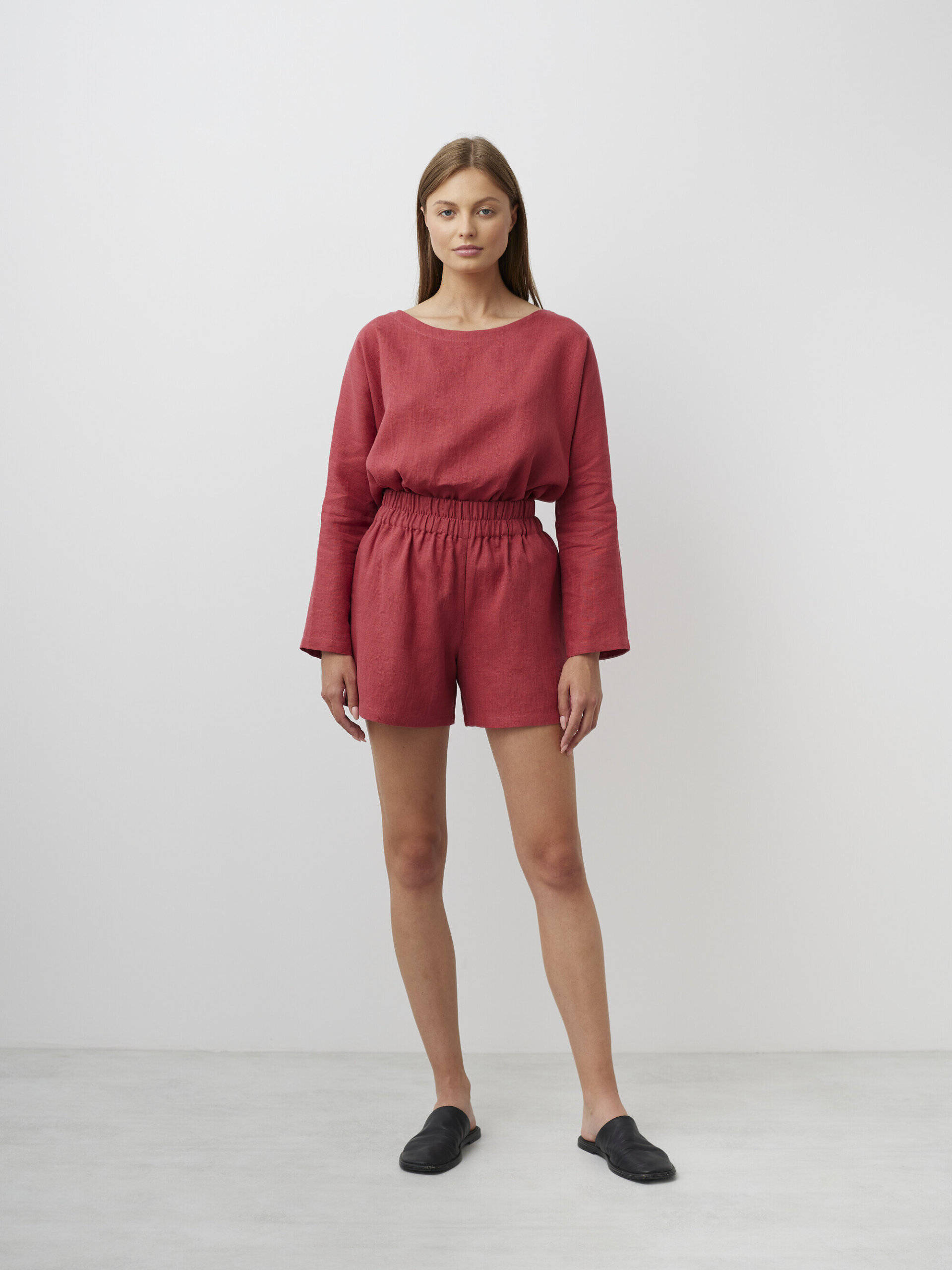 ISLA High Waisted Linen Shorts - Image 2