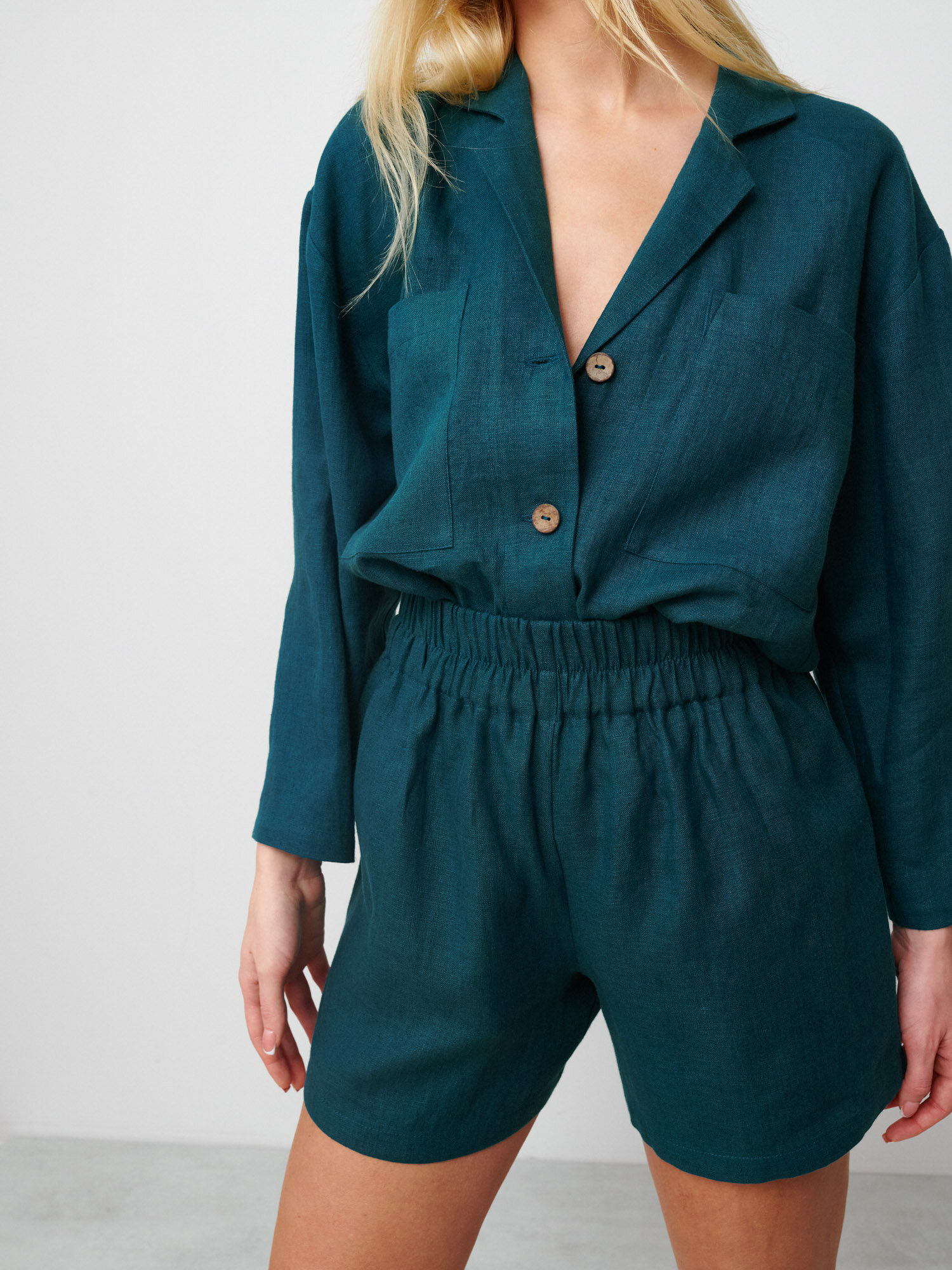 ISLA High Waisted Linen Shorts - Image 2