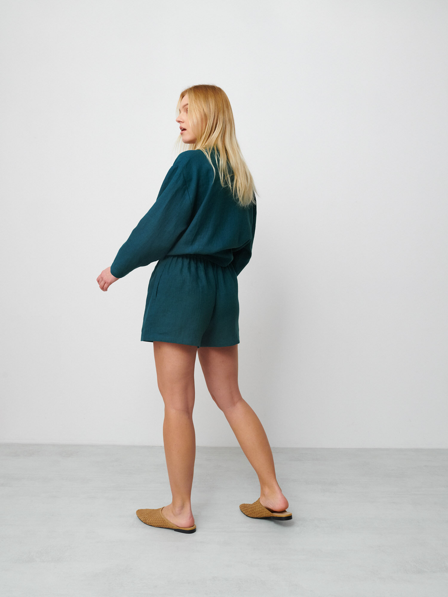 ISLA High Waisted Linen Shorts - Image 5
