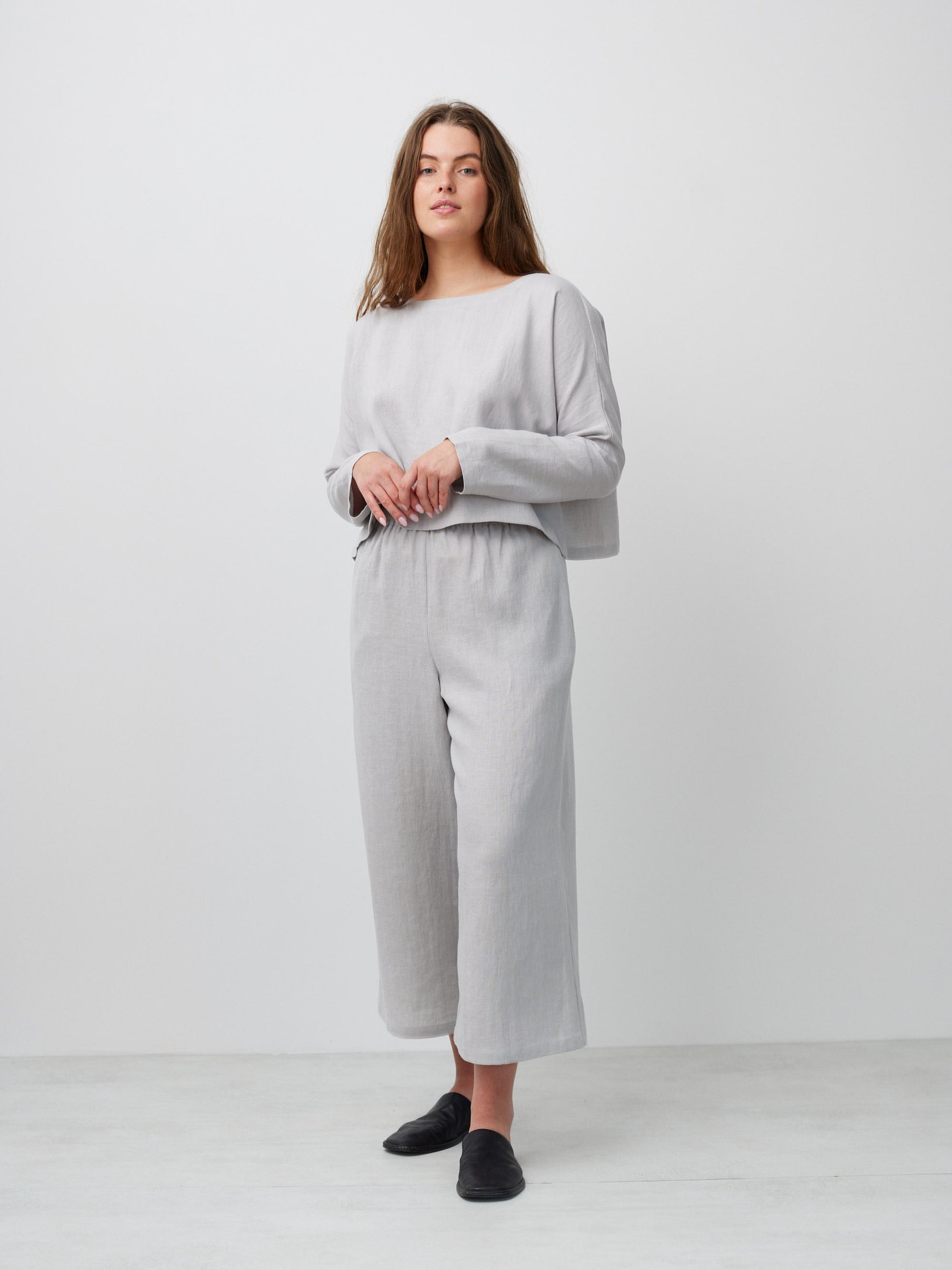 IVY - Locker Geschnittenes, Kurzes Leinentop - Image 2