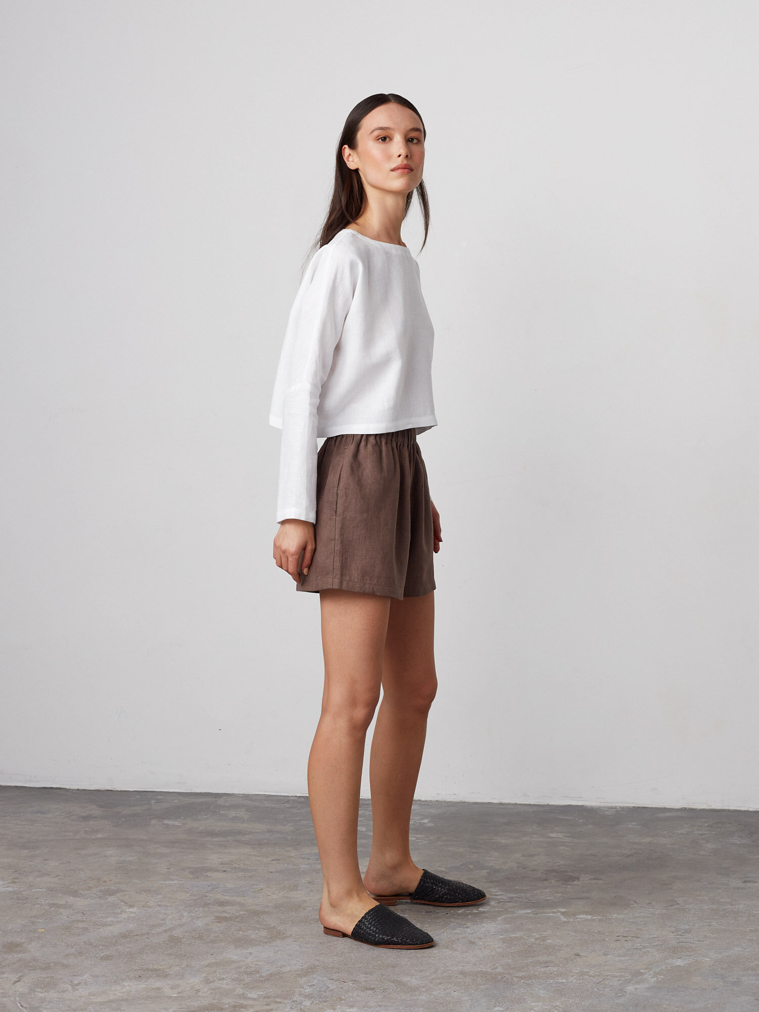 IVY Cropped Linen Top - Image 2