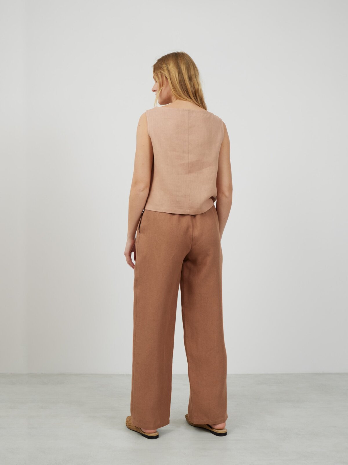 Bild 4 von JAMES - Elegante Leinenhose in von Love and Confuse