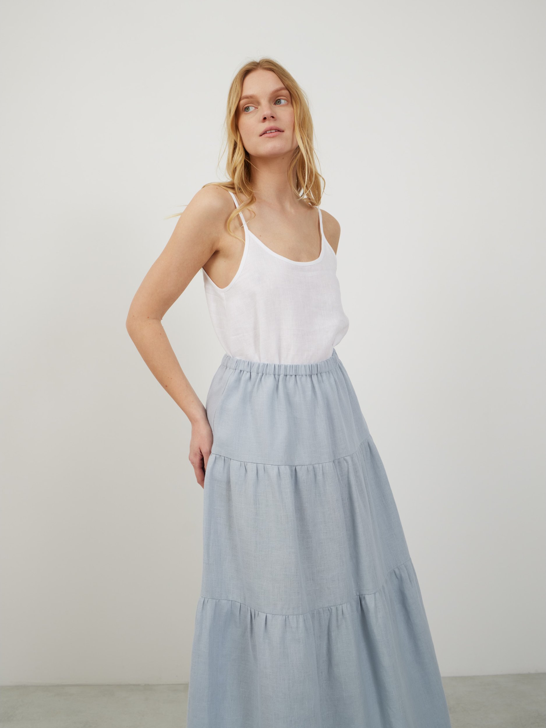 LILA Tiered Maxi Linen Skirt - Image 3
