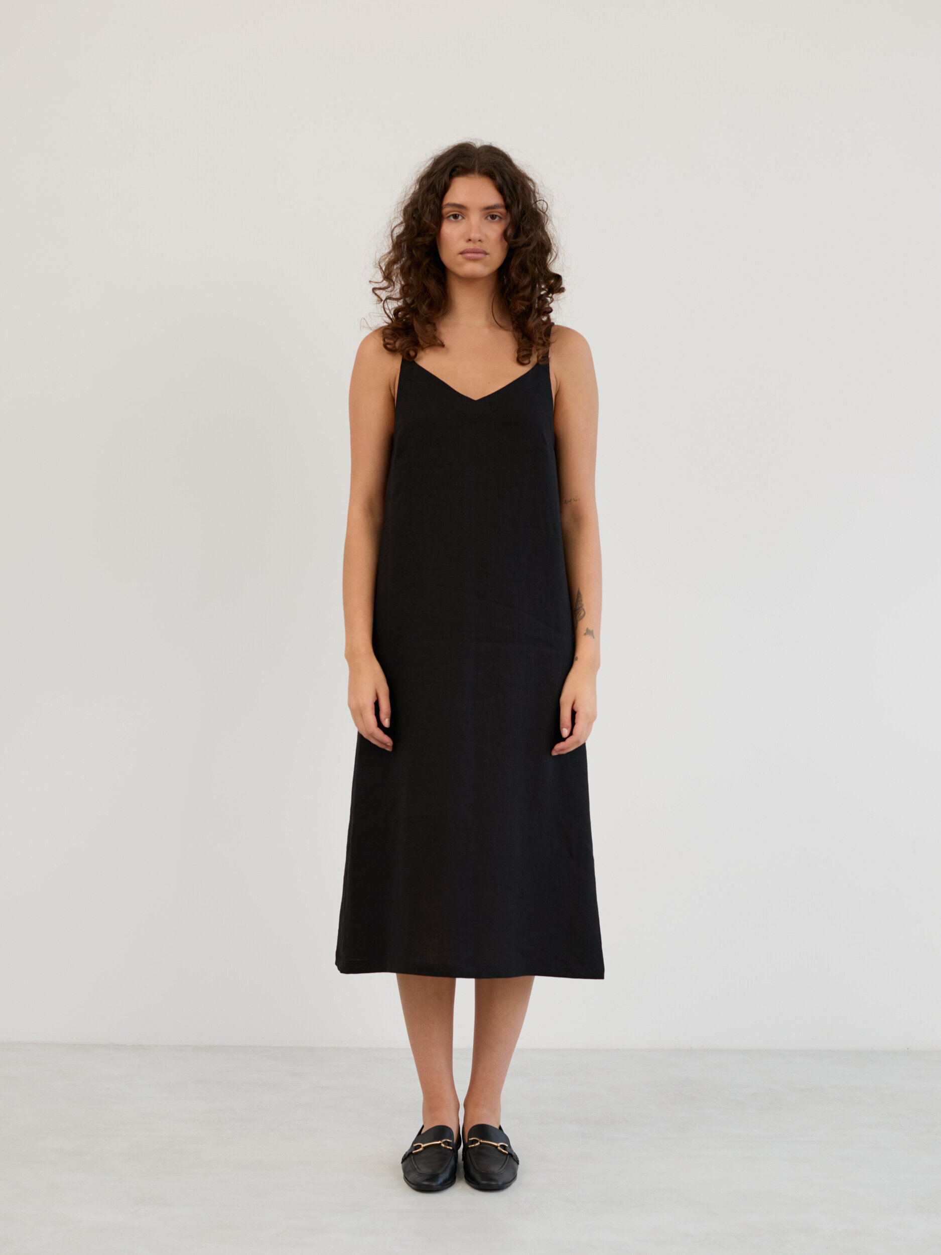 Linen V-Neck Slip Midi Dress WILLOW - Image 3