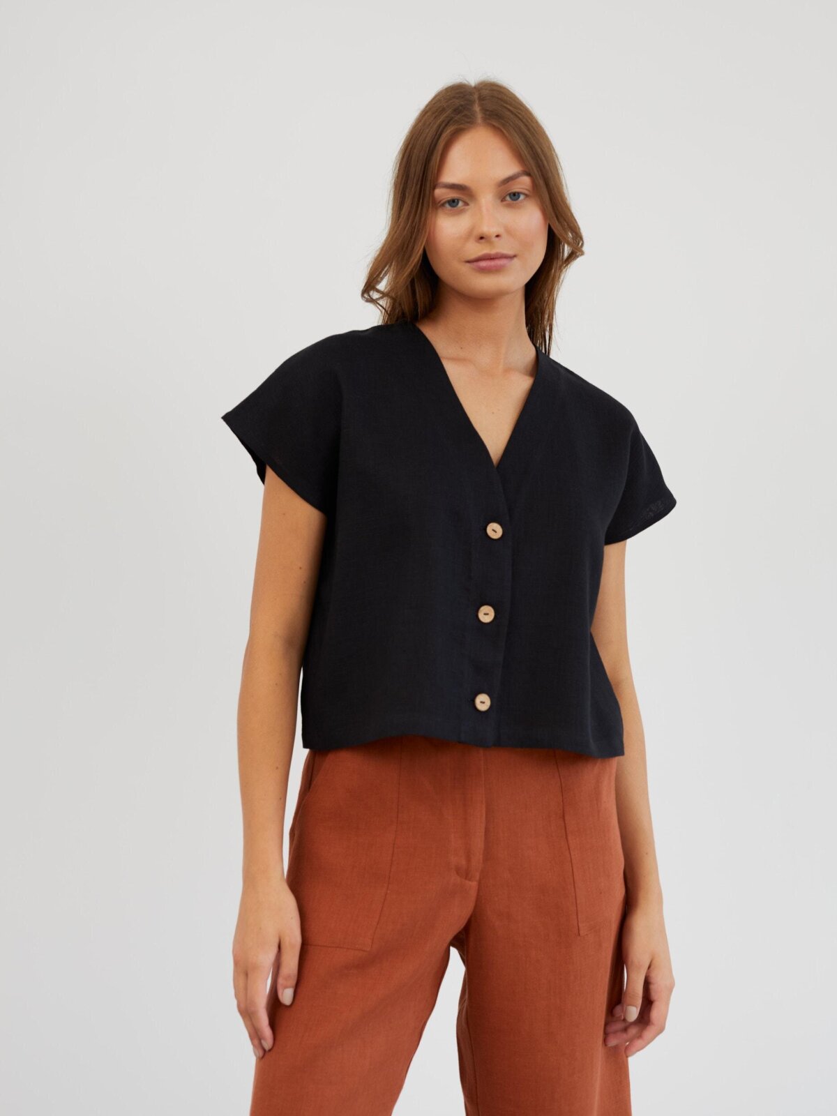 LYLA pellava croptoppi Musta — kokovartalokuva