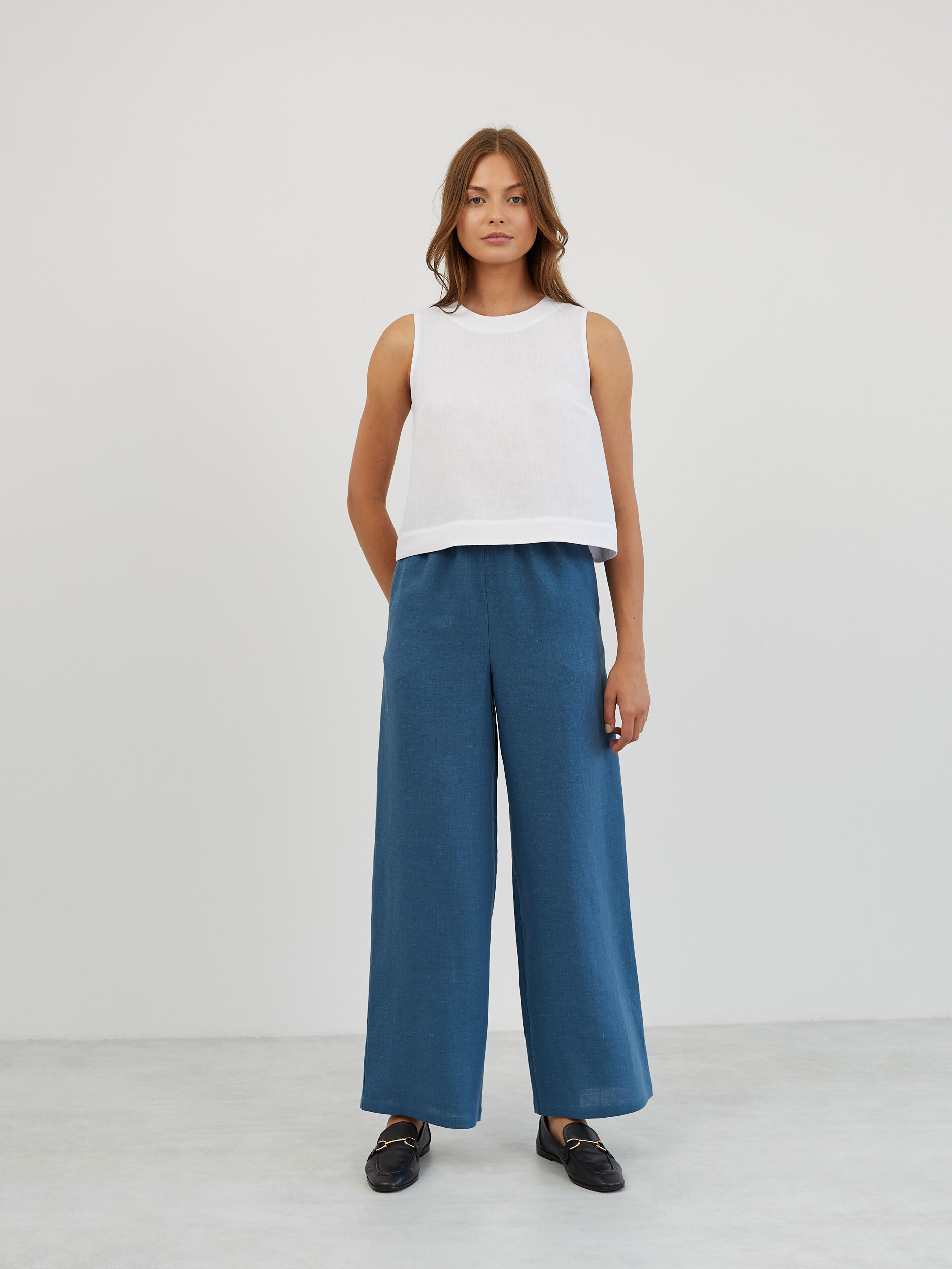 Sleeveless Cropped Linen Top JOY - Image 2