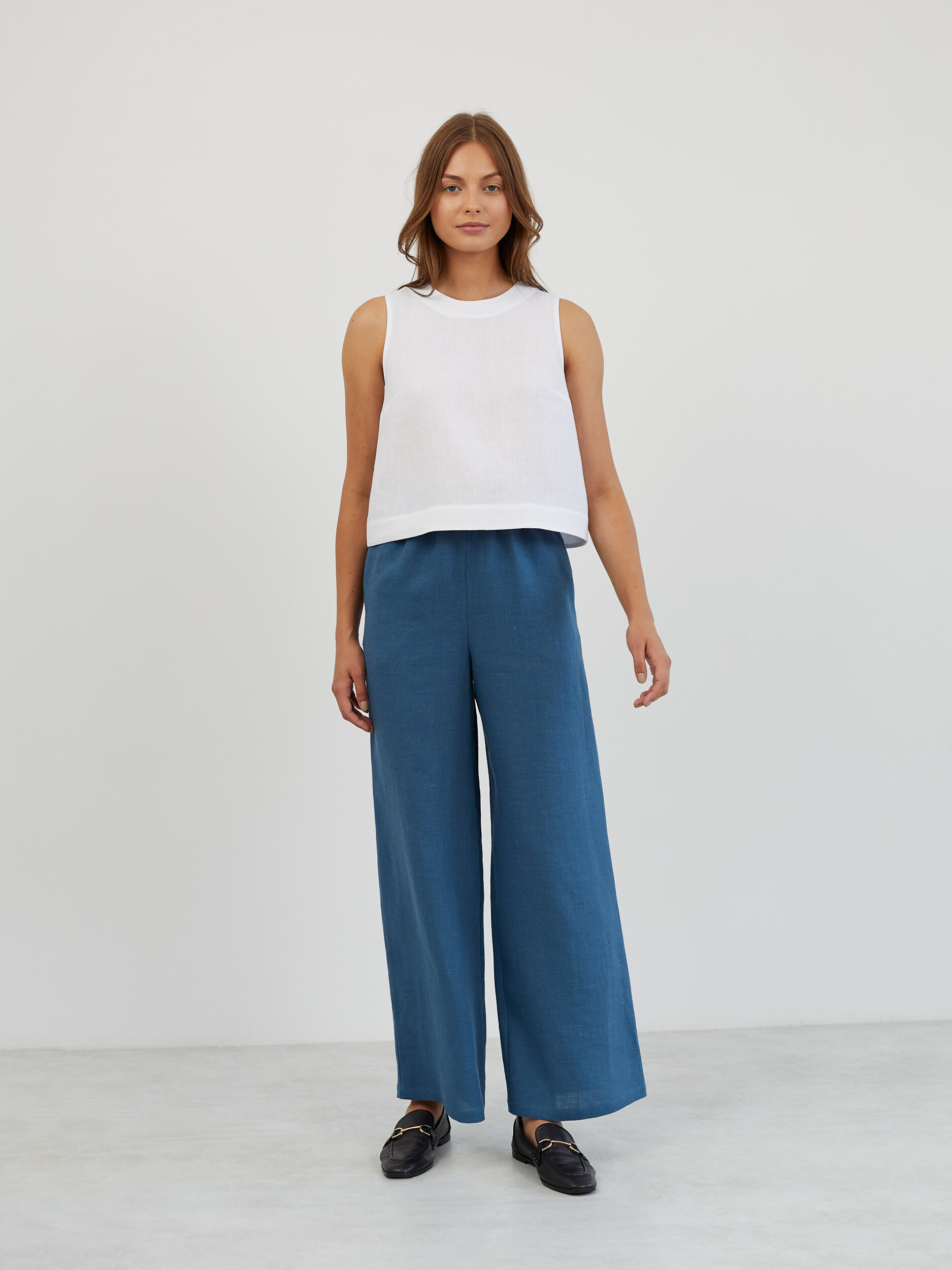 Sleeveless Cropped Linen Top JOY - Image 4