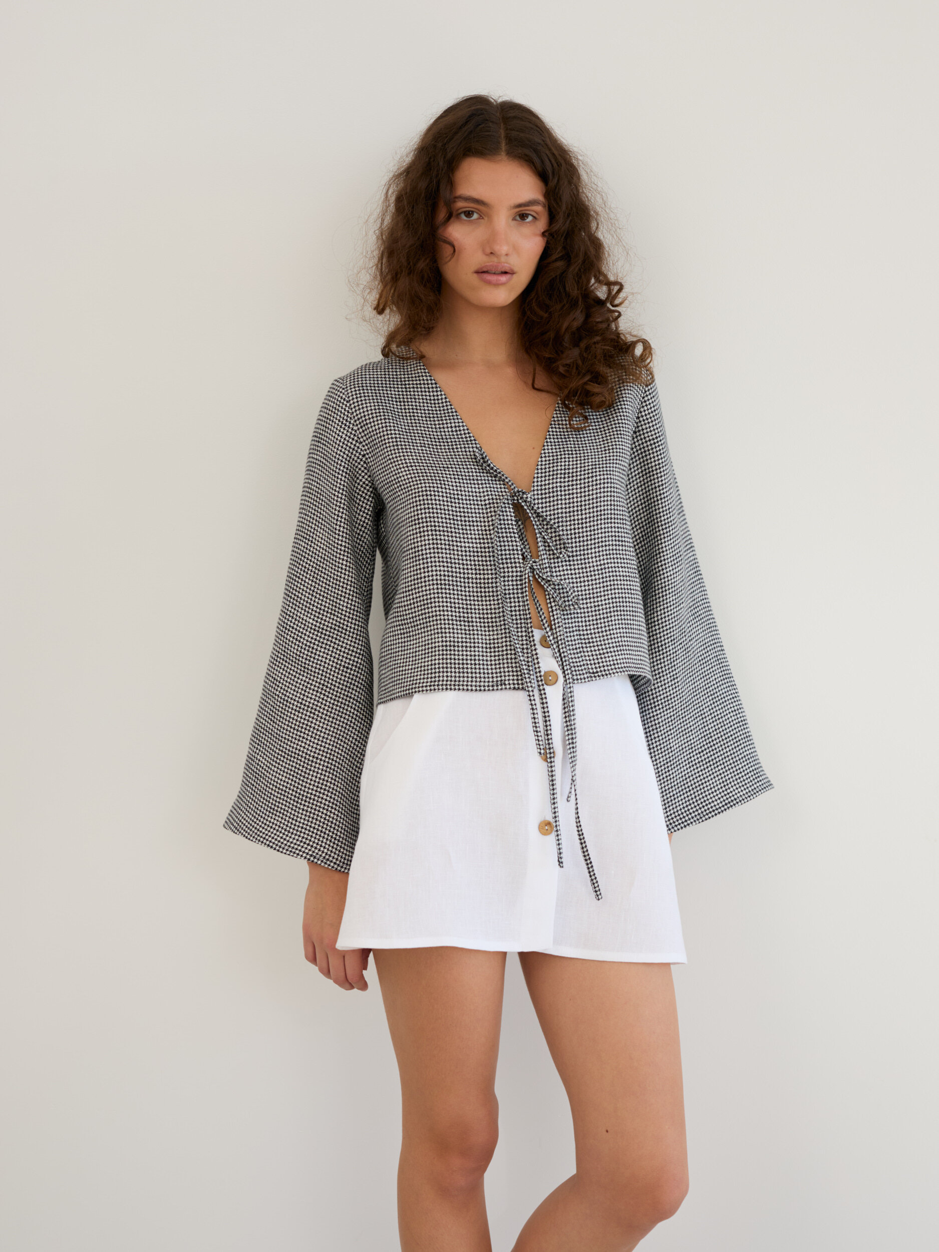 Linen Tie Front Bell Sleeve Crop Top CASSIDY - Image 3