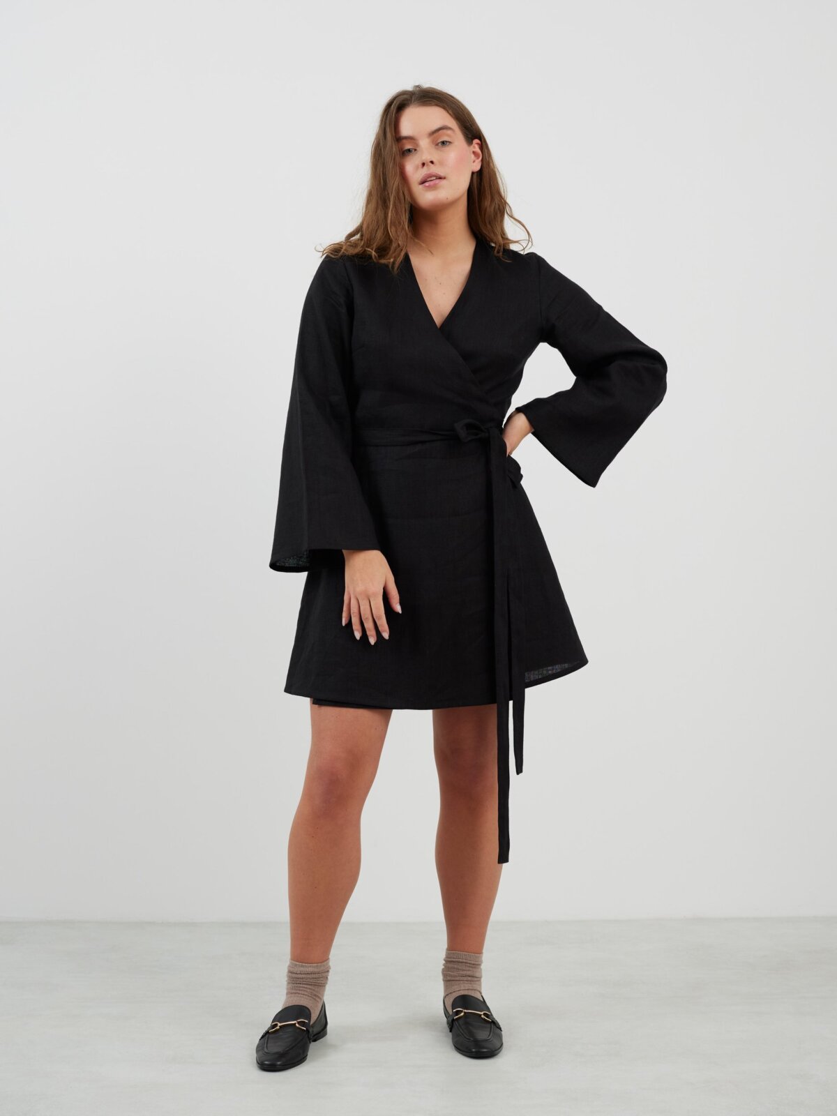 Bild 5 von LYDIA Langarm Wickelkleid aus Leinen in von Love and Confuse