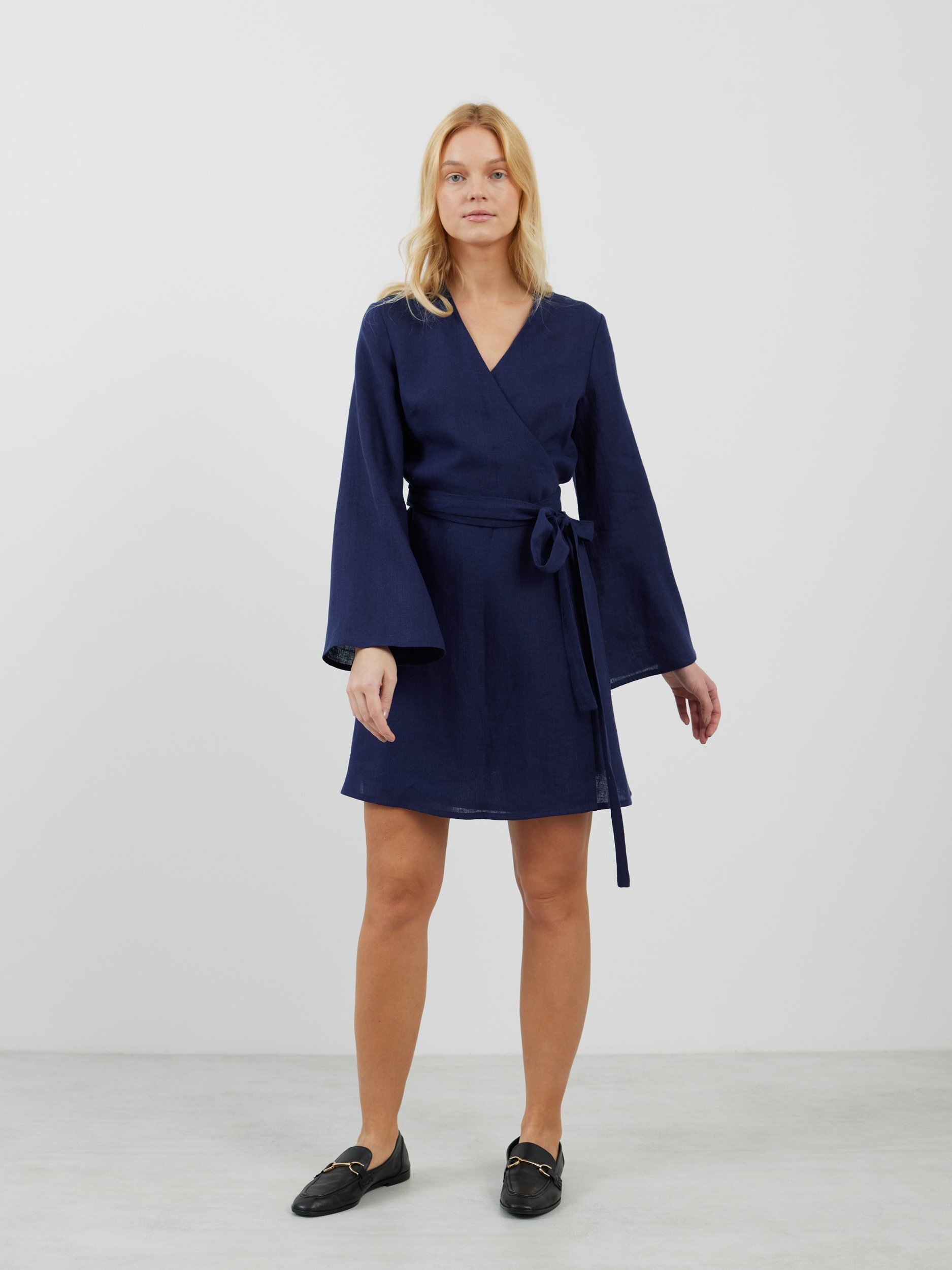 LYDIA Langarm Wickelkleid aus Leinen - Image 2