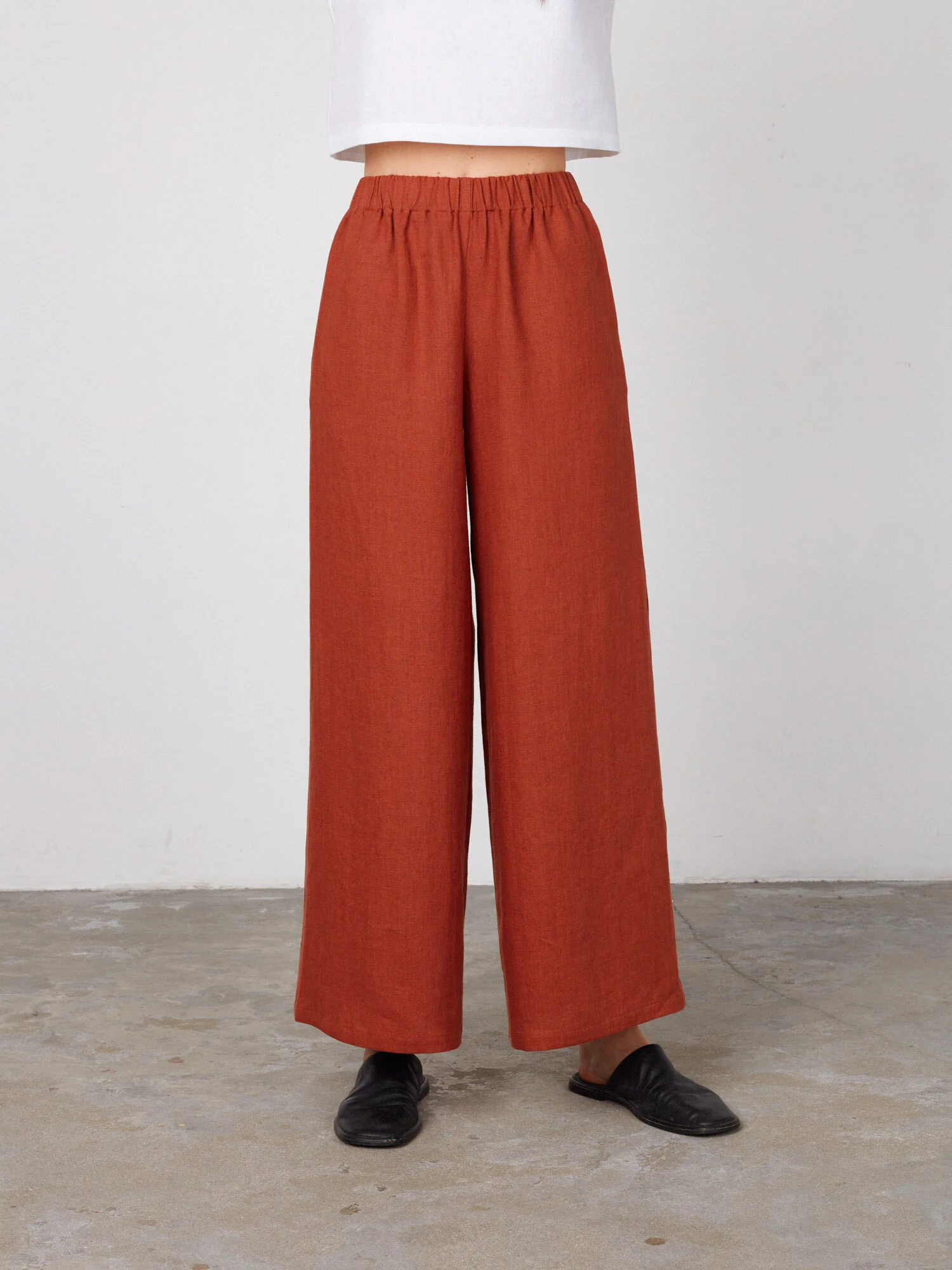 Bild 3 von PEARL - Weit geschnittene Leinenhose in von Love and Confuse